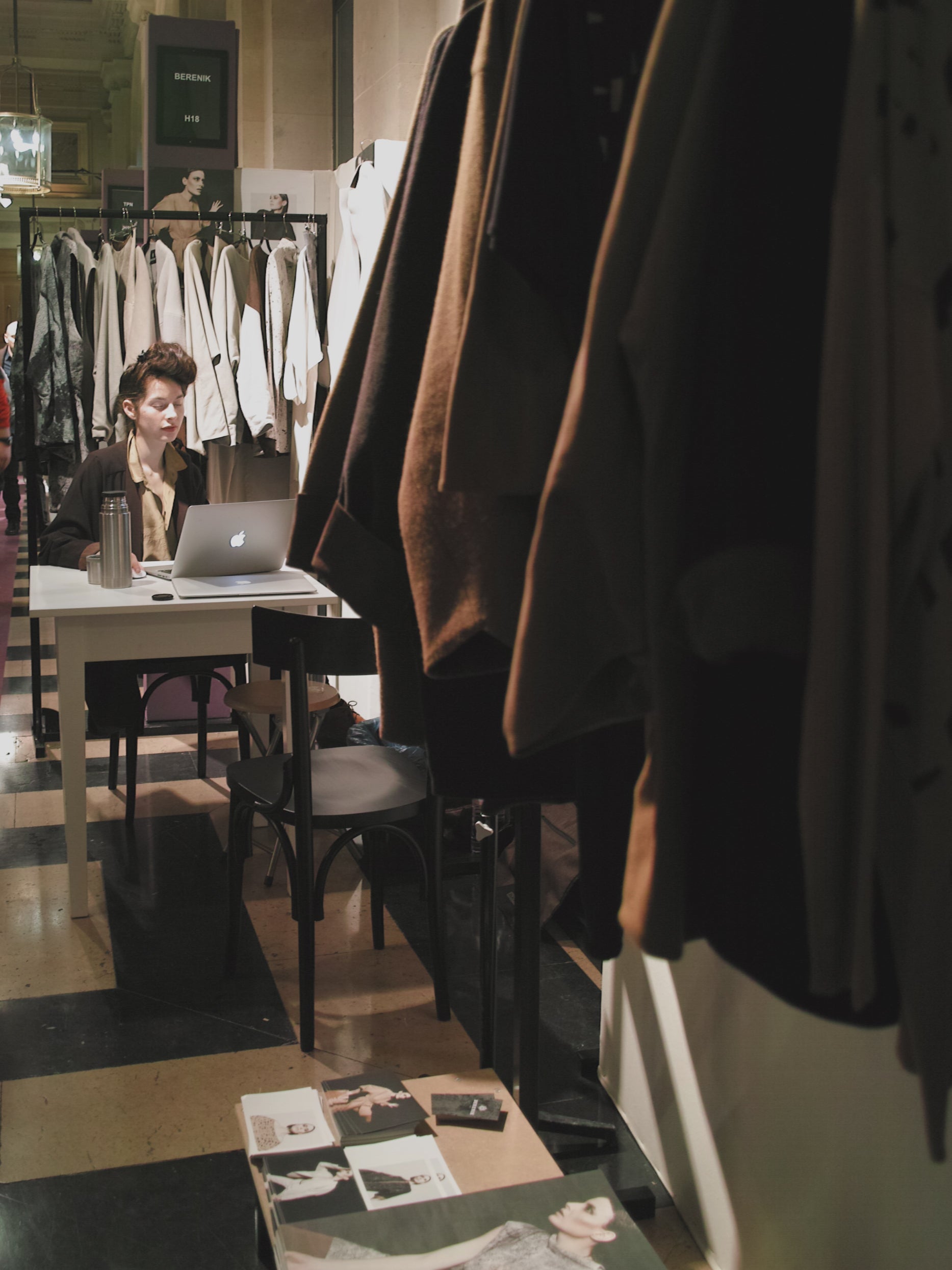 PARIS FASHION WEEK / TRANOÏ PALAIS DE LA BOURSE / AW13