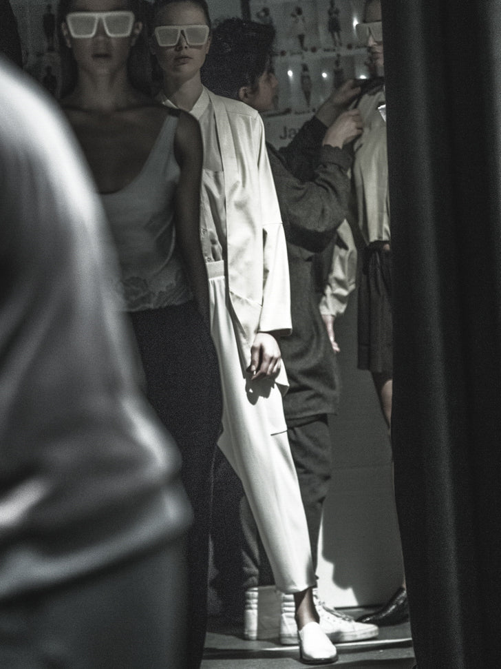 BACKSTAGE WITH LIA, BON AND TRISTAN