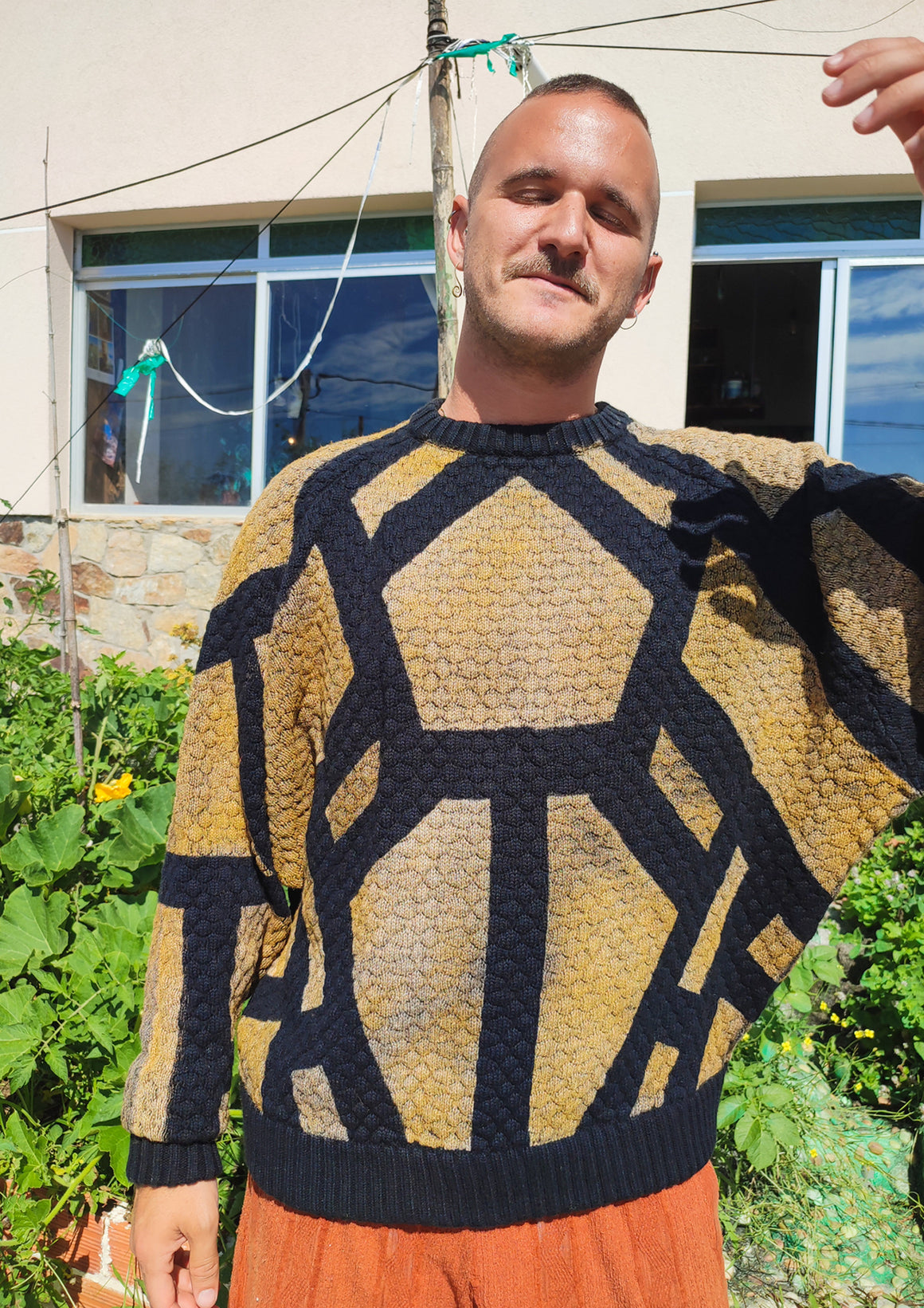 HANDPAINTED - SWEATER OVERSIZE - KNIT PEARL black painted