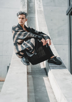 HANDPAINTED - COZY CARDIGAN - KNIT PEARL black painted