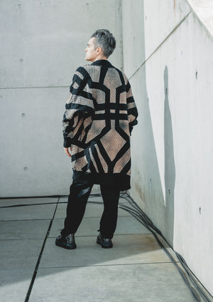 HANDPAINTED - COZY CARDIGAN - KNIT PEARL black painted