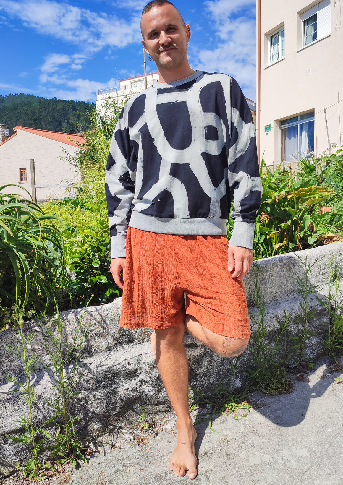 HANDPAINTED - SWEATER OVERSIZED - COTTON JERSEY black painted
