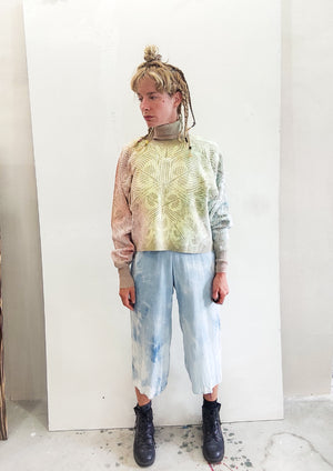 HANDPAINTED - SWEATER TURTLENECK - KNIT JACQUARD beige/white painted