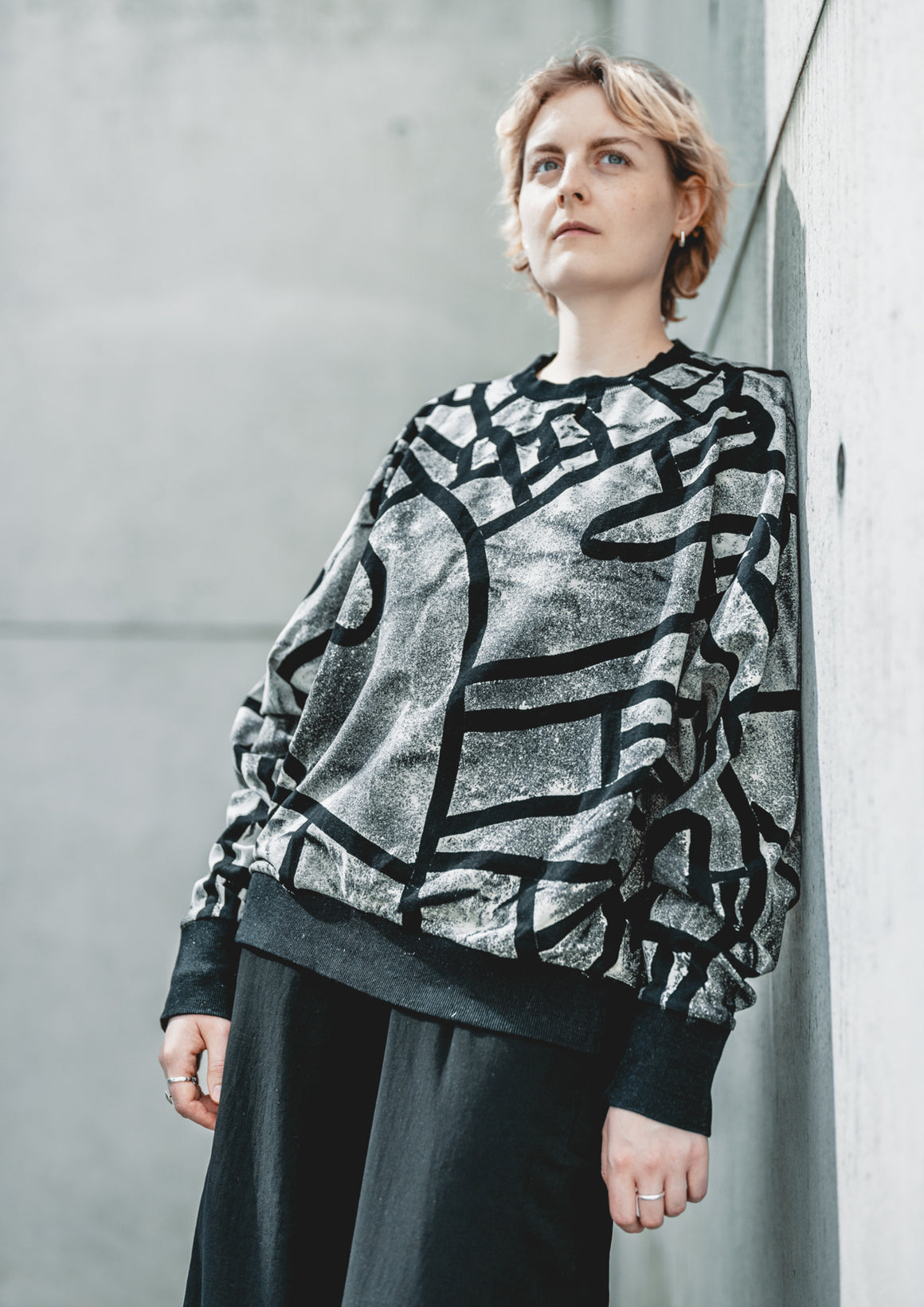 HANDPAINTED - SWEATER OVERSIZED - COTTON JERSEY black