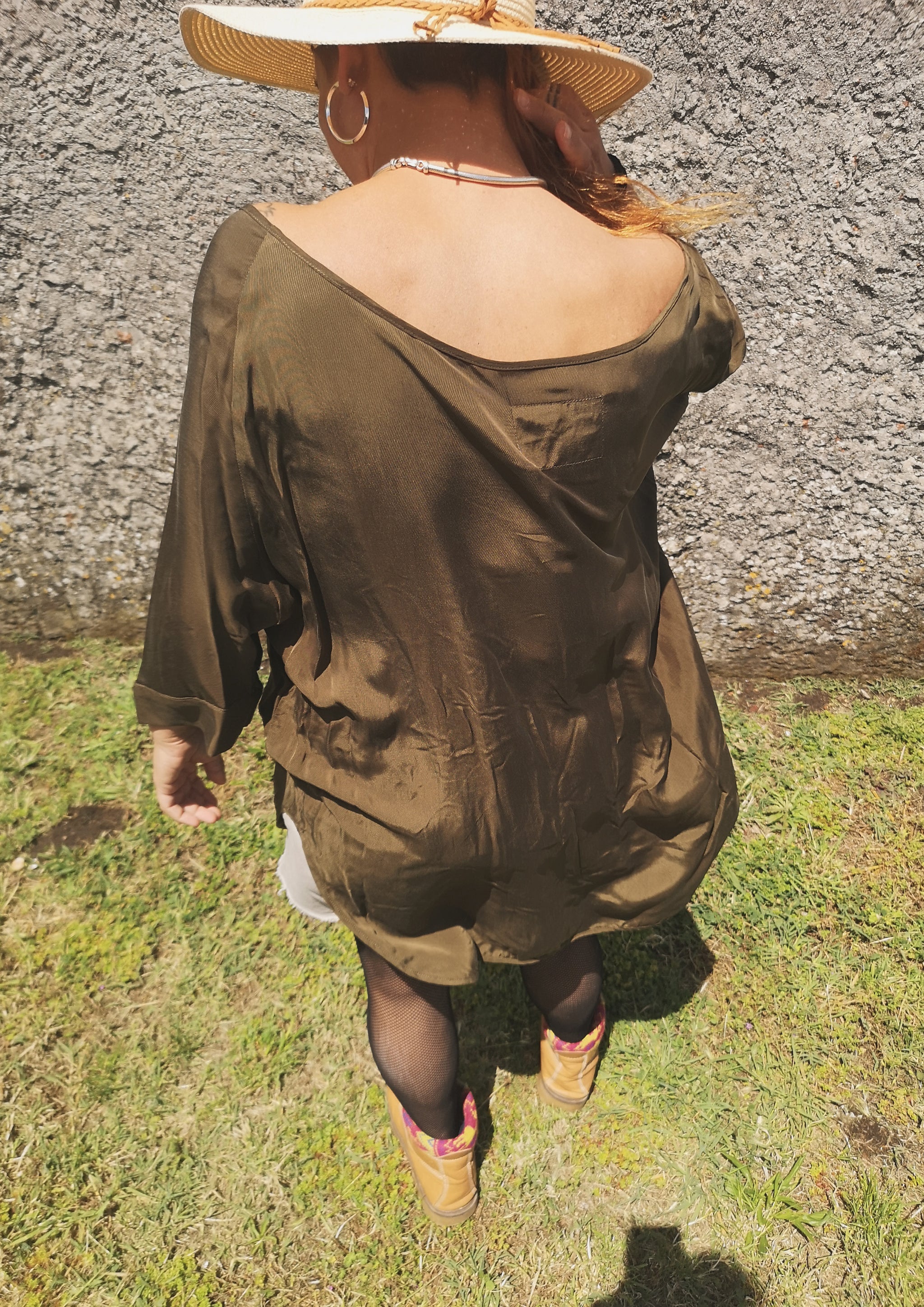TOP OVERSIZED - SILKY CUPRO khaki - BERENIK