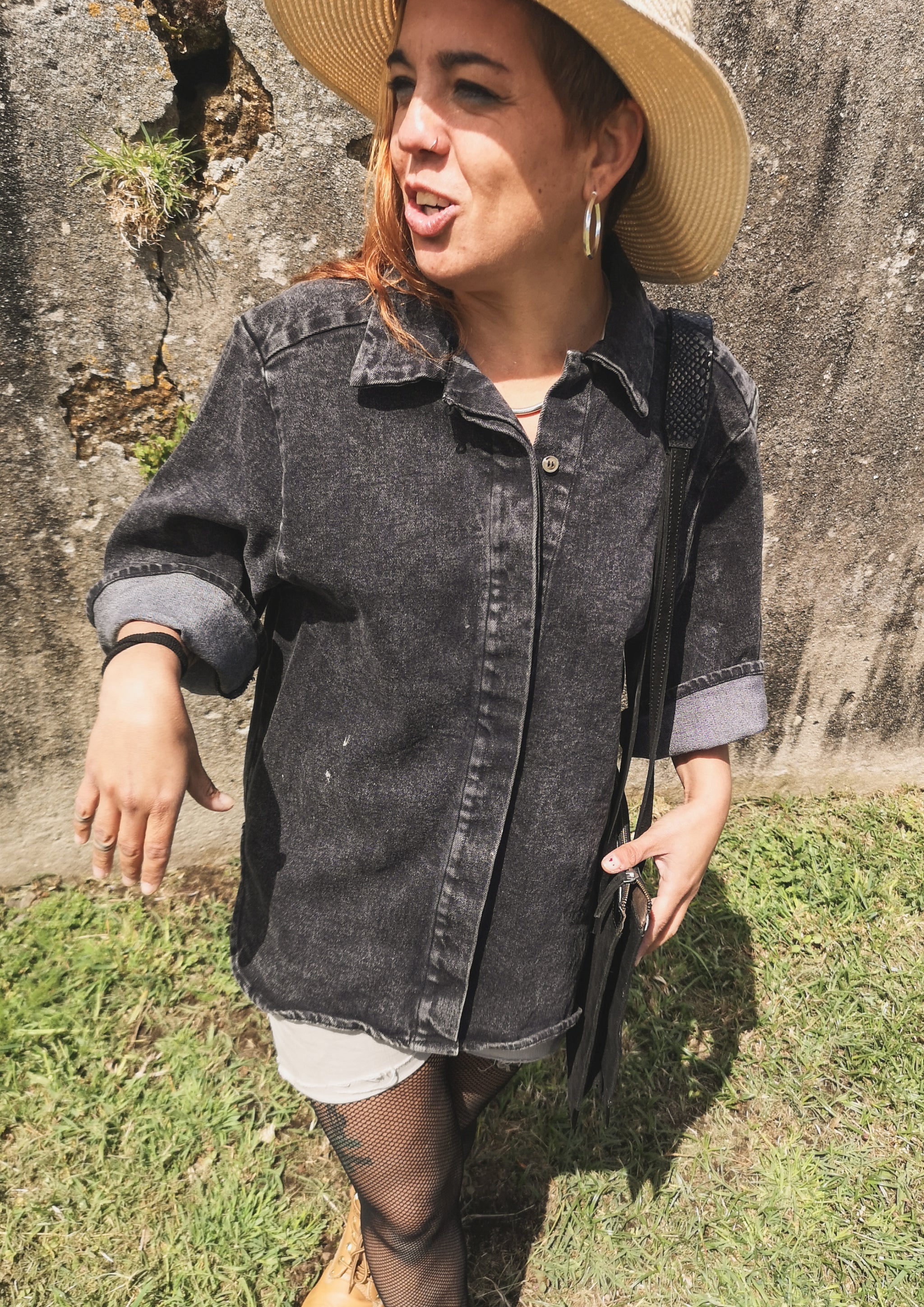 HIP DENIM BLOUSE - washed black - BERENIK
