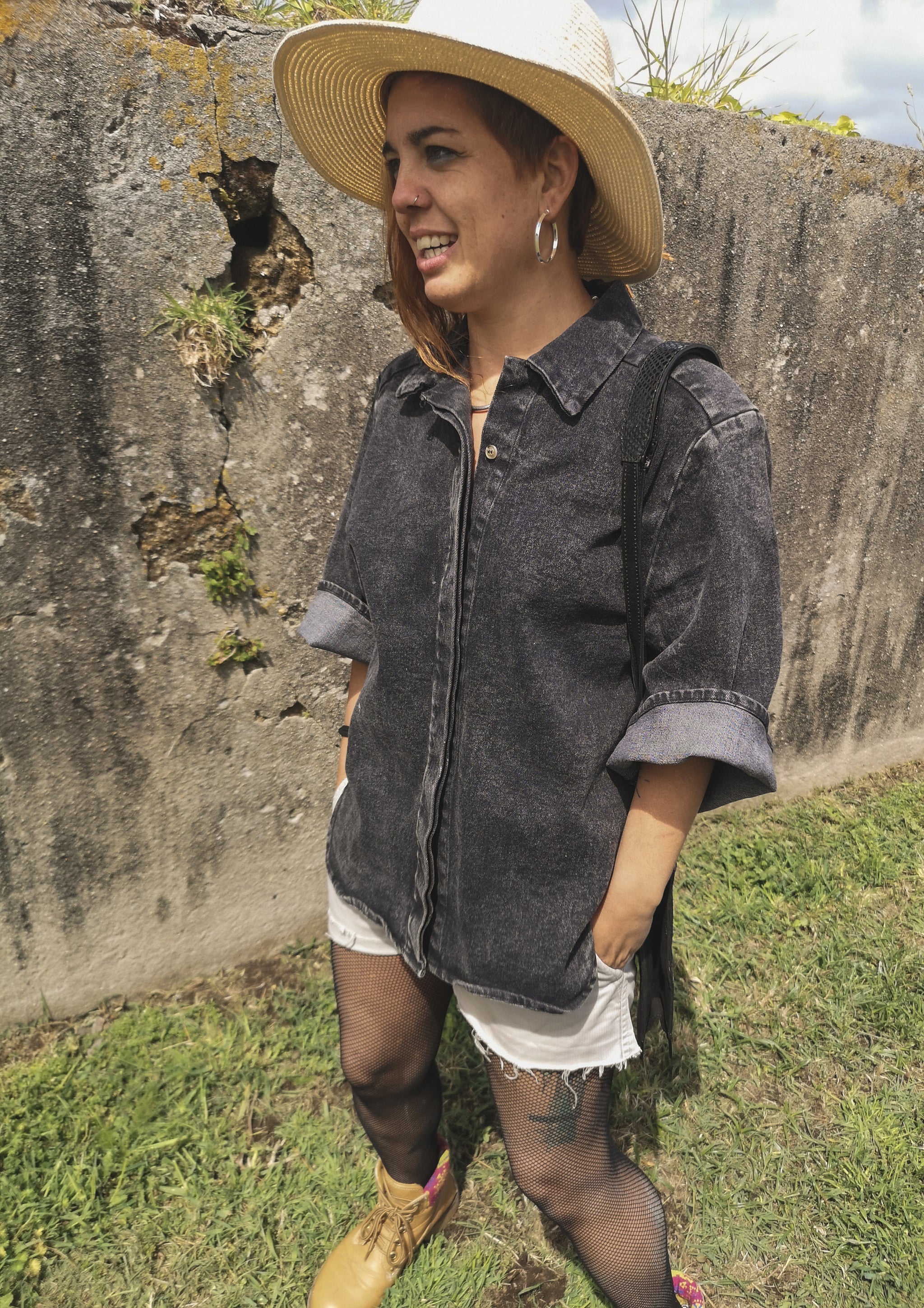 HIP DENIM BLOUSE - washed black - BERENIK