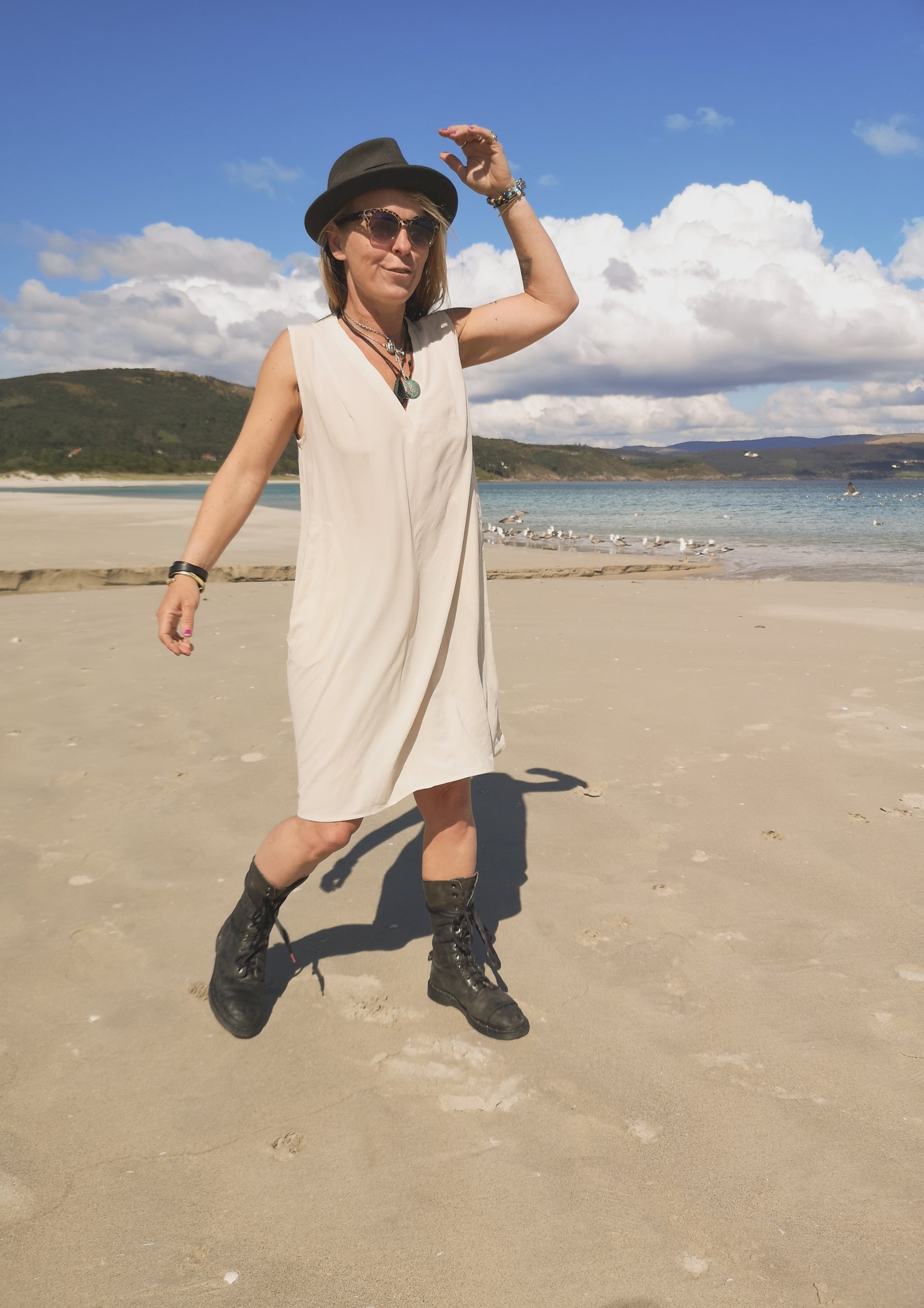 SHIRT/DRESS SLEEVELESS - creme - BERENIK