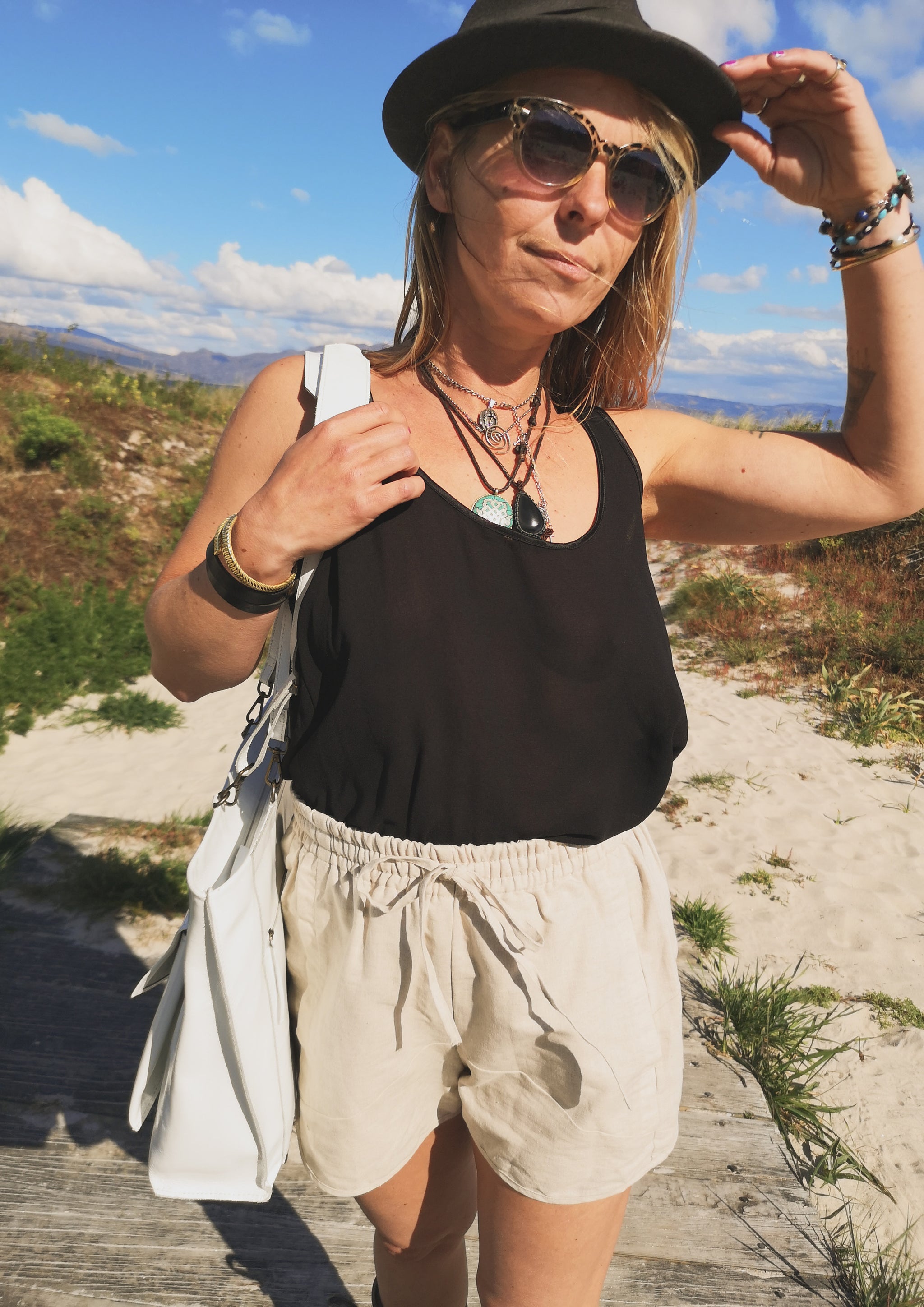 SHORTS ELASTIC WAIST - NATURAL LINEN white - BERENIK