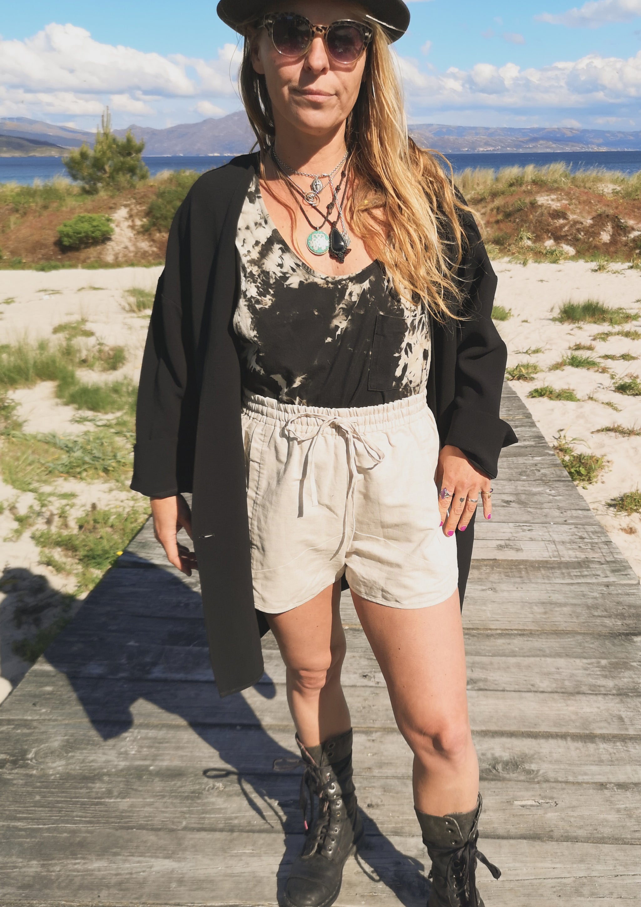 SHORTS ELASTIC WAIST - NATURAL LINEN white - BERENIK