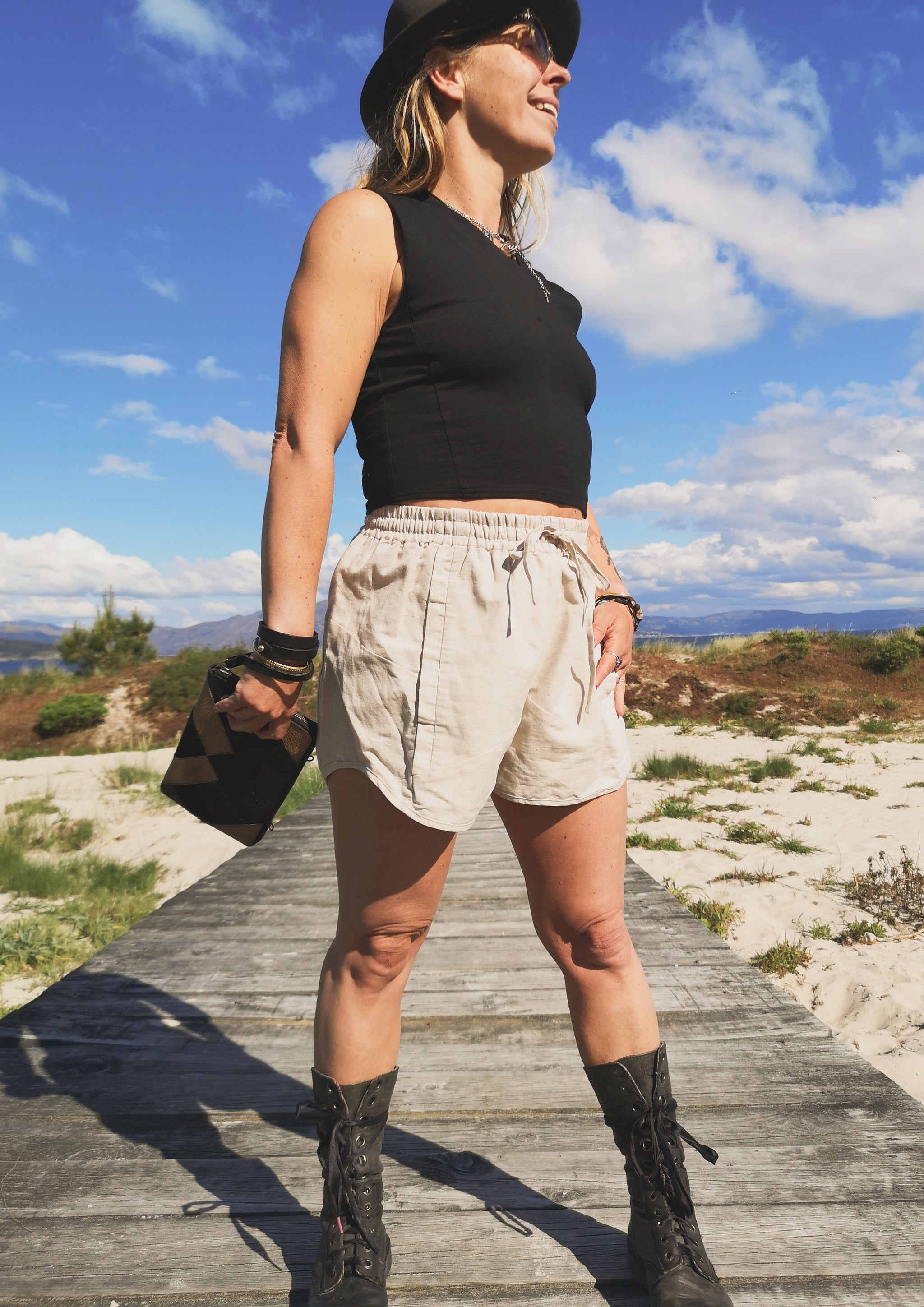 SHORTS ELASTIC WAIST - NATURAL LINEN white - BERENIK