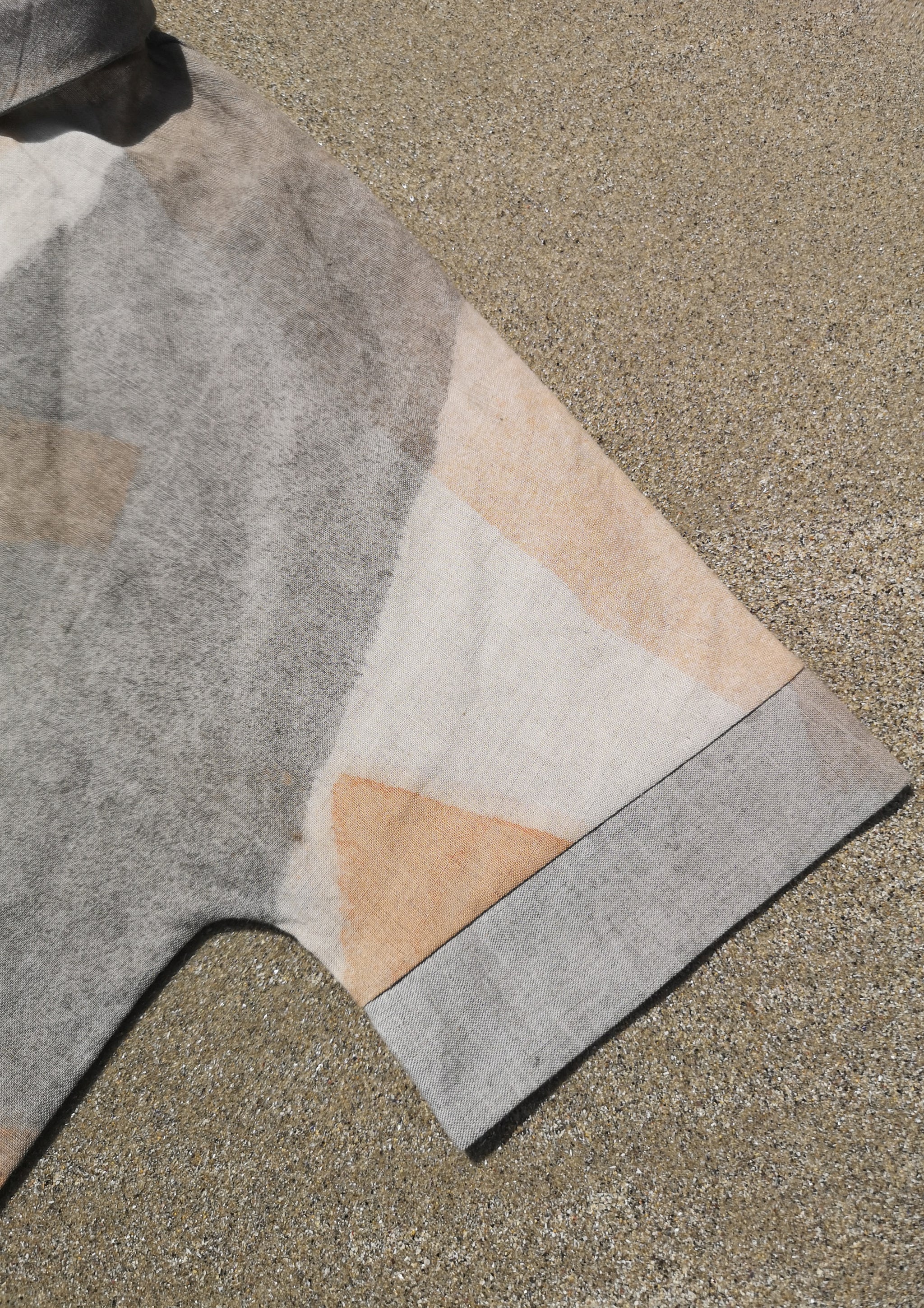 HOMEMADE - UNIQUE BLOUSE UNISEX - HAND PAINTED - light grey / salmon - BERENIK