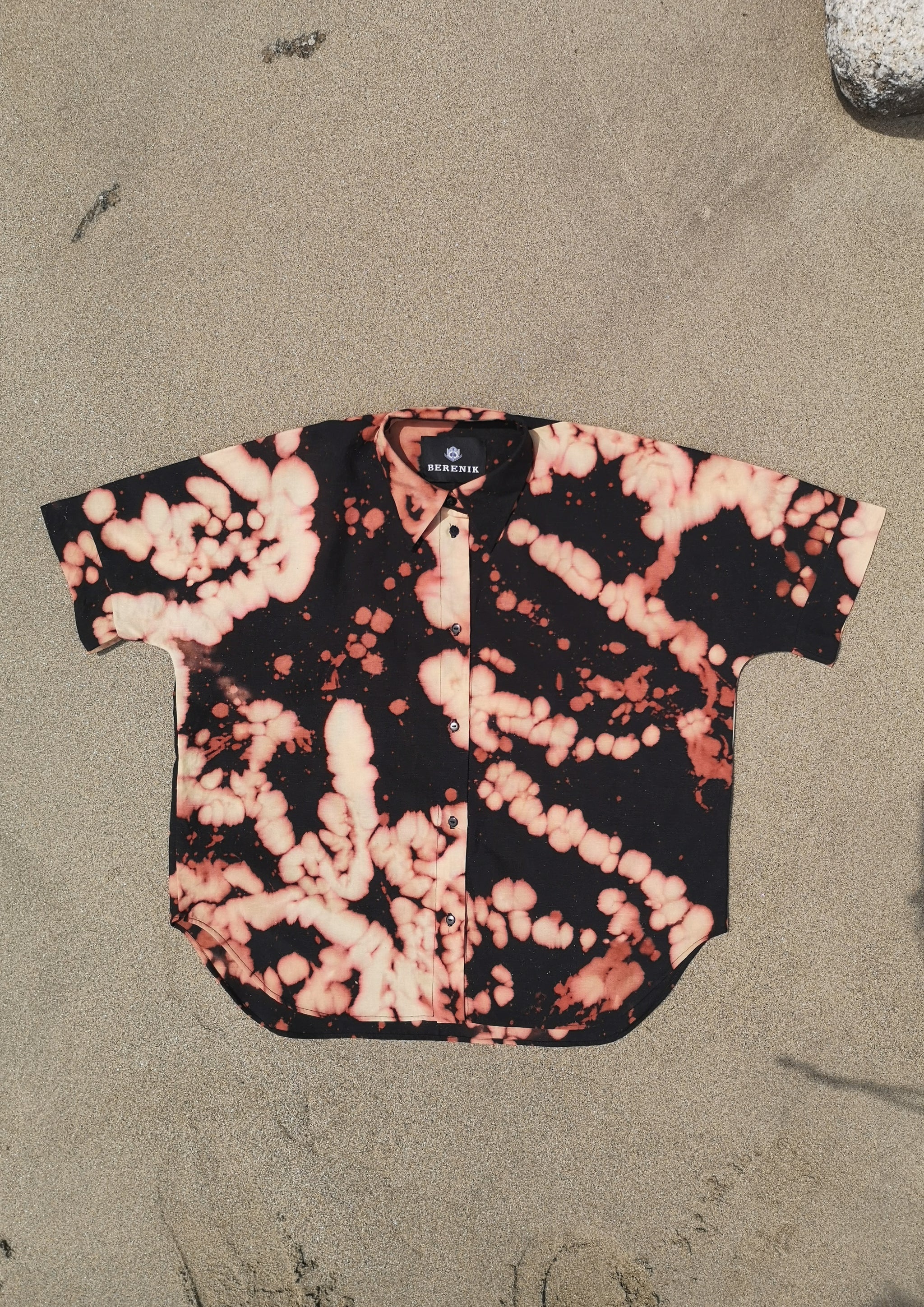 HOMEMADE - UNIQUE BLOUSE UNISEX - HAND PAINTED - black / white / pink - BERENIK