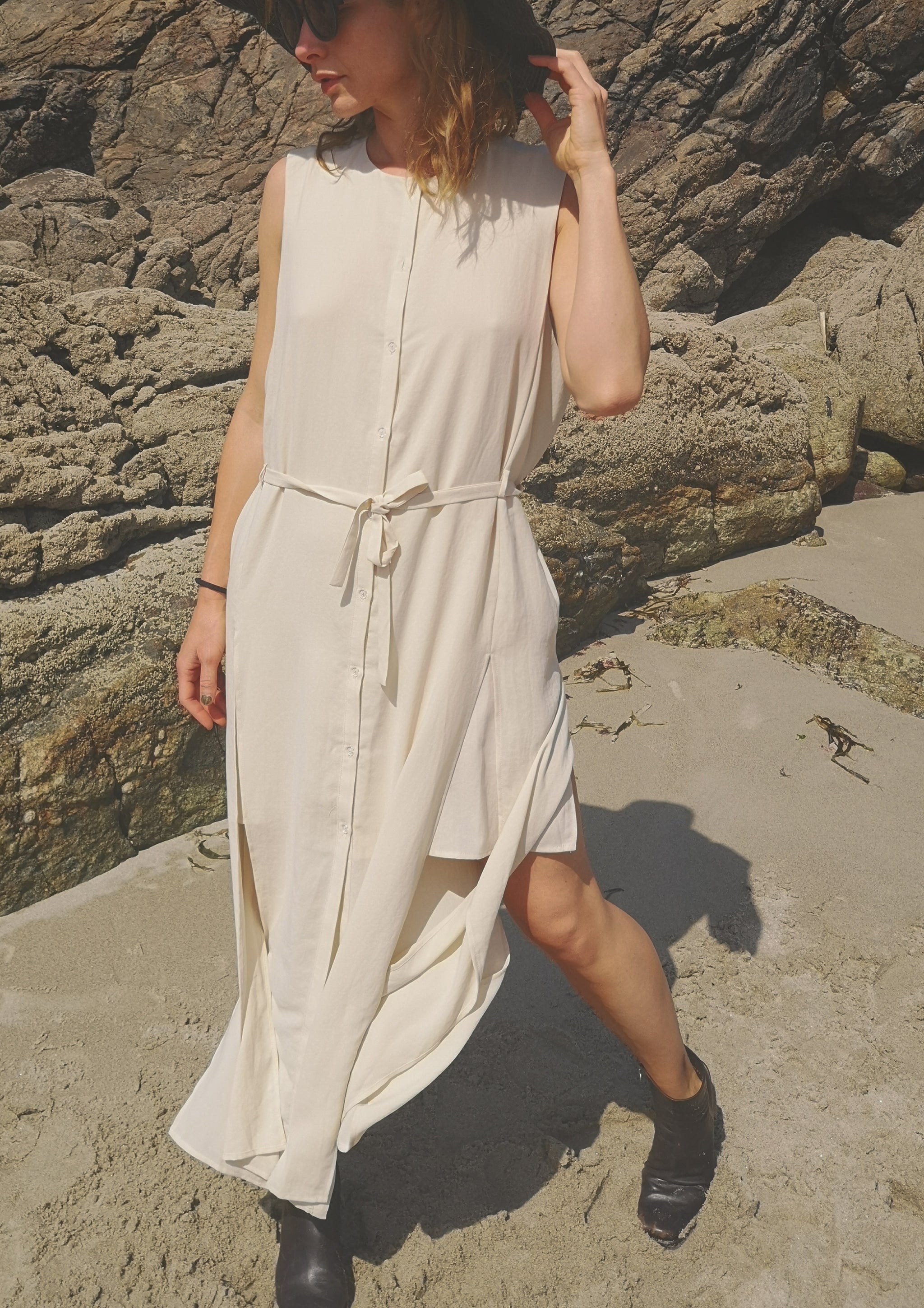 DRESS LONG SLEEVELESS - creme - BERENIK