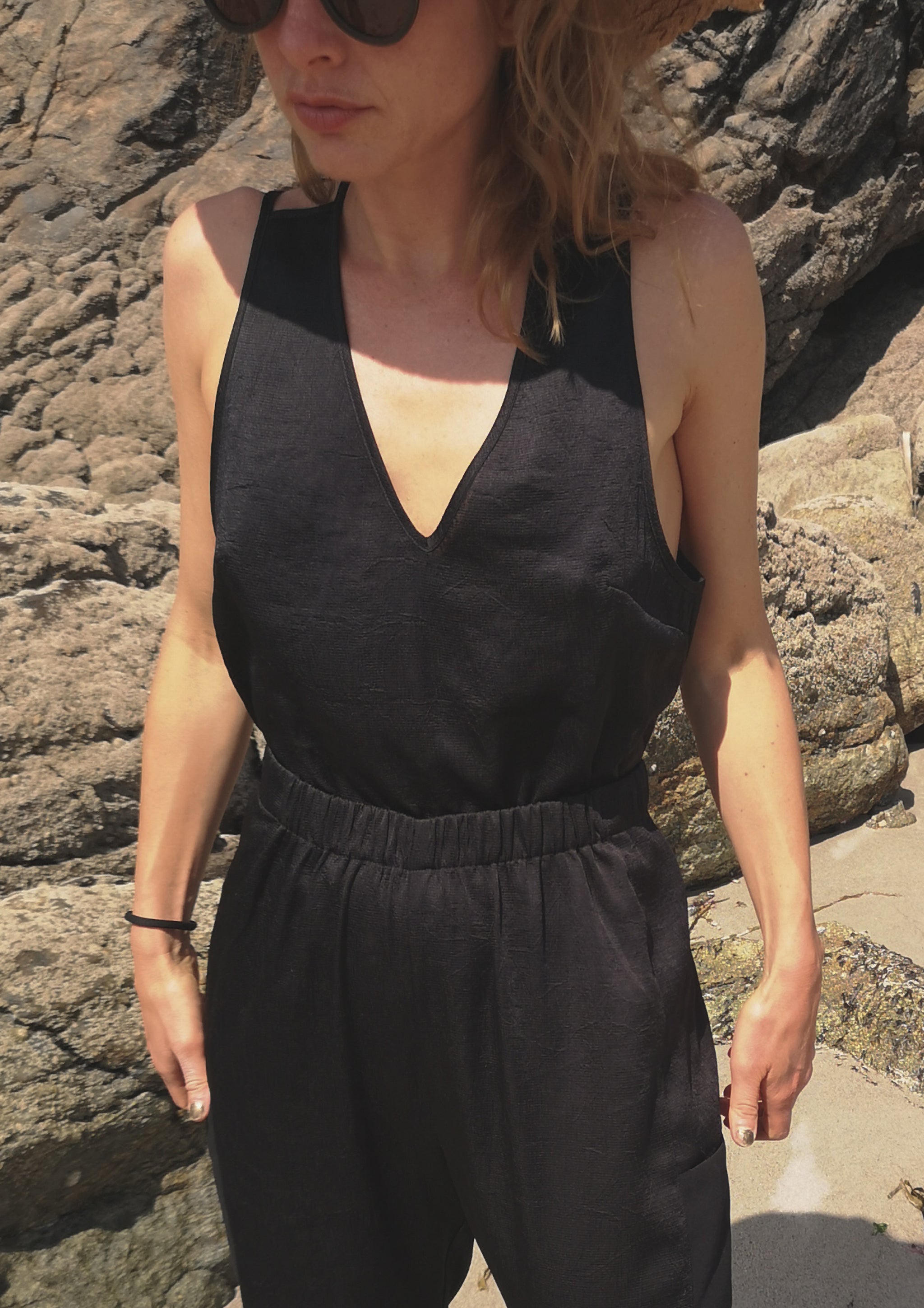 PANTS LOOSE ELASTIC - BLACK shiny - BERENIK