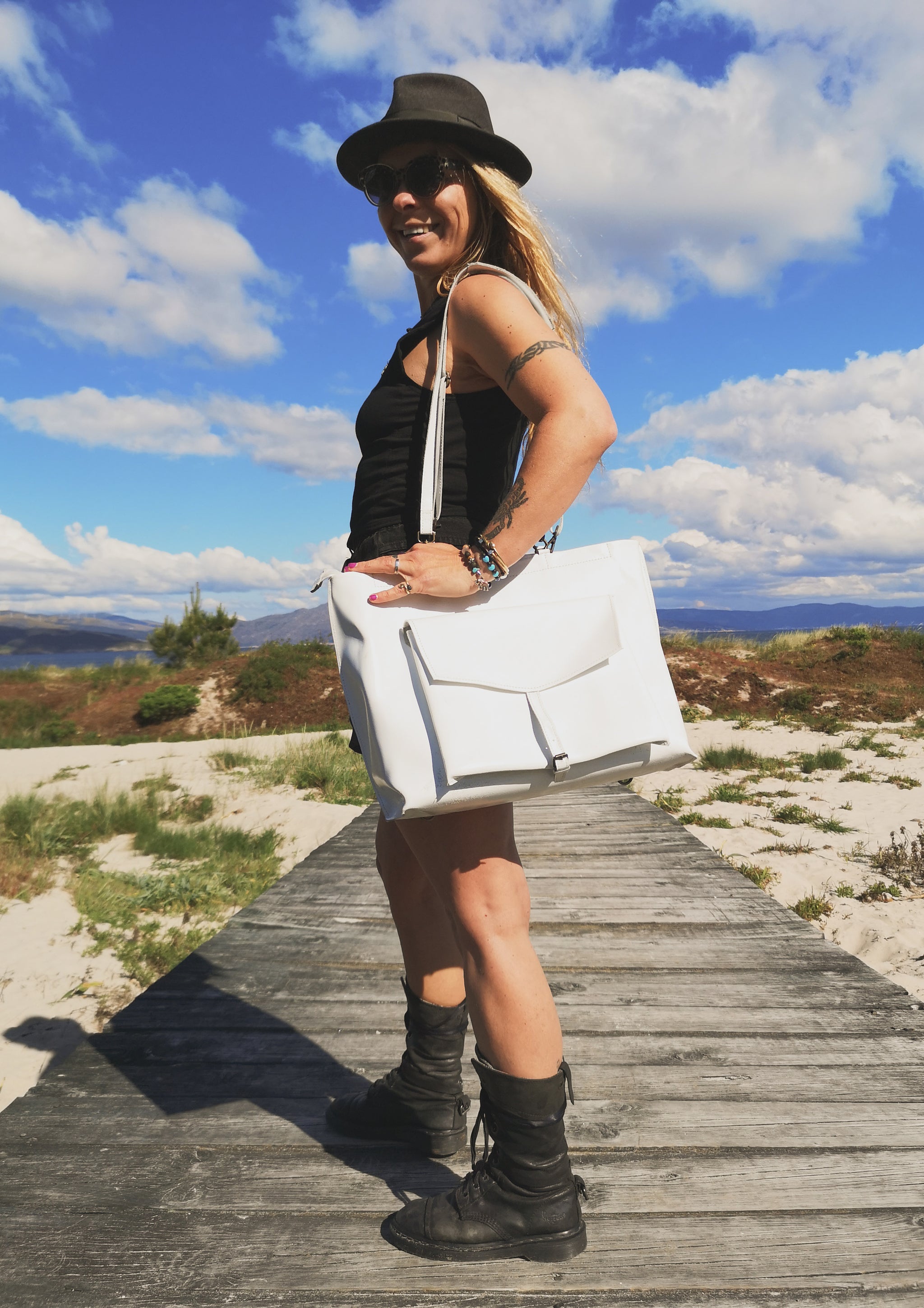 BAG/BACKPACK - PATENT LEATHER white - BERENIK