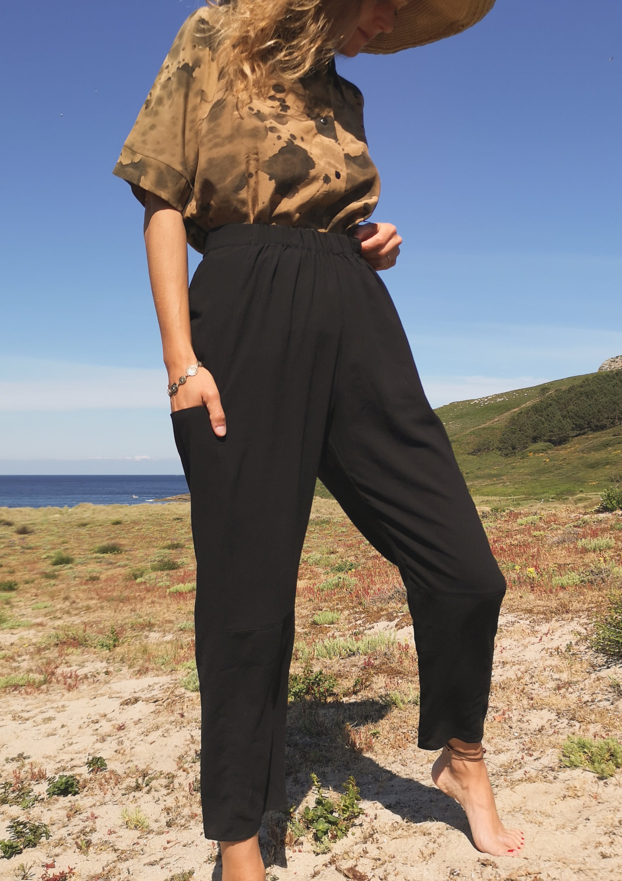 PANTS LOOSE ELASTIC BLACK PLAIN - BERENIK