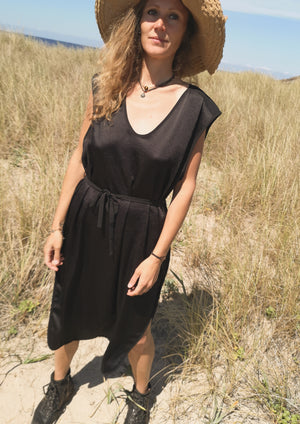 DRESS SLEEVELESS - black shiny - BERENIK