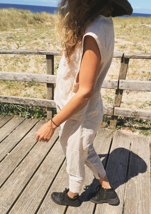 SHORT SLEEVELESS BLOUSE - LINEN natural white - BERENIK