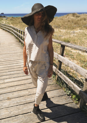 SHORT SLEEVELESS BLOUSE - LINEN natural white - BERENIK