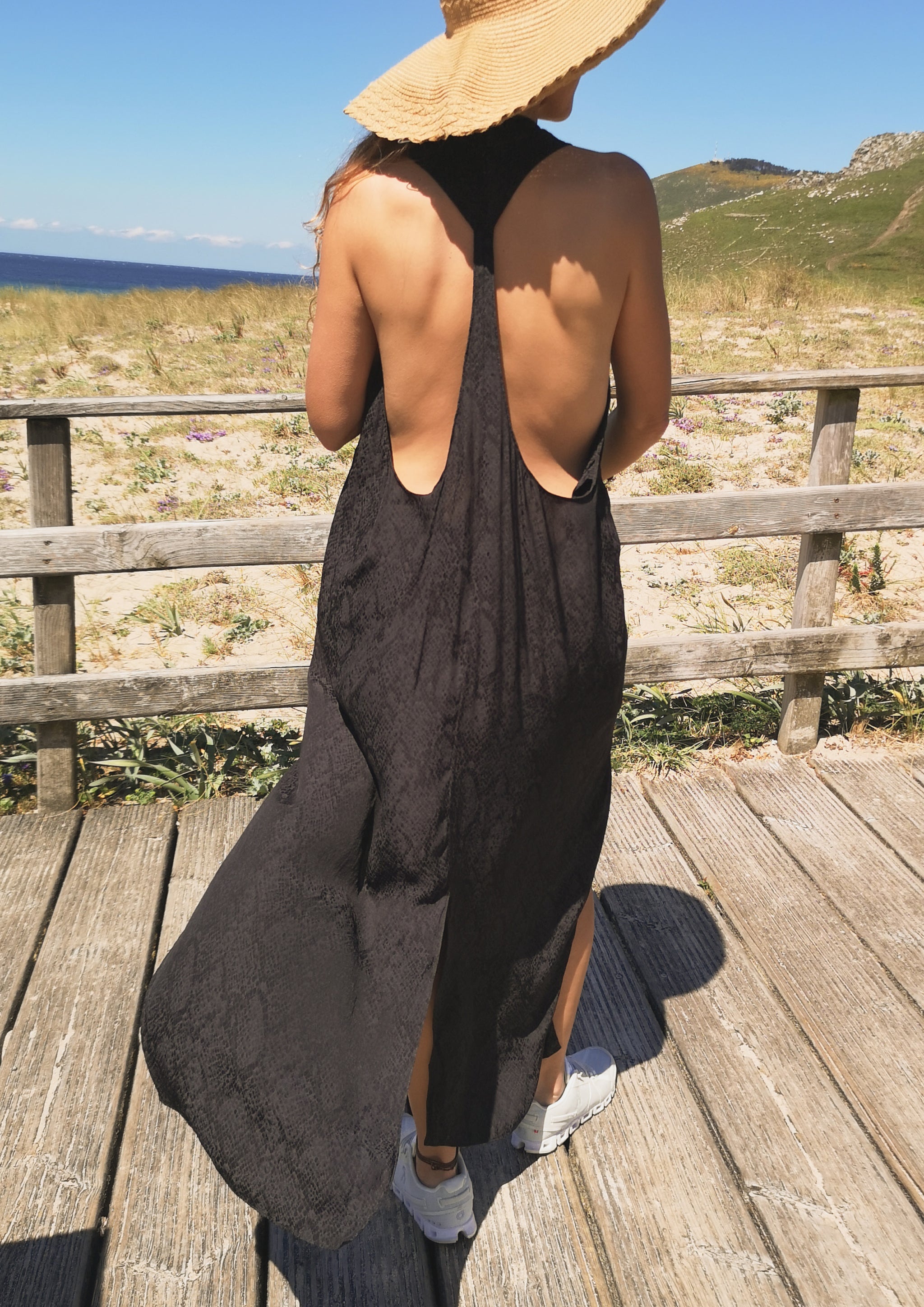 EVENING DRESS - JACQUARD SATIN snake black - BERENIK