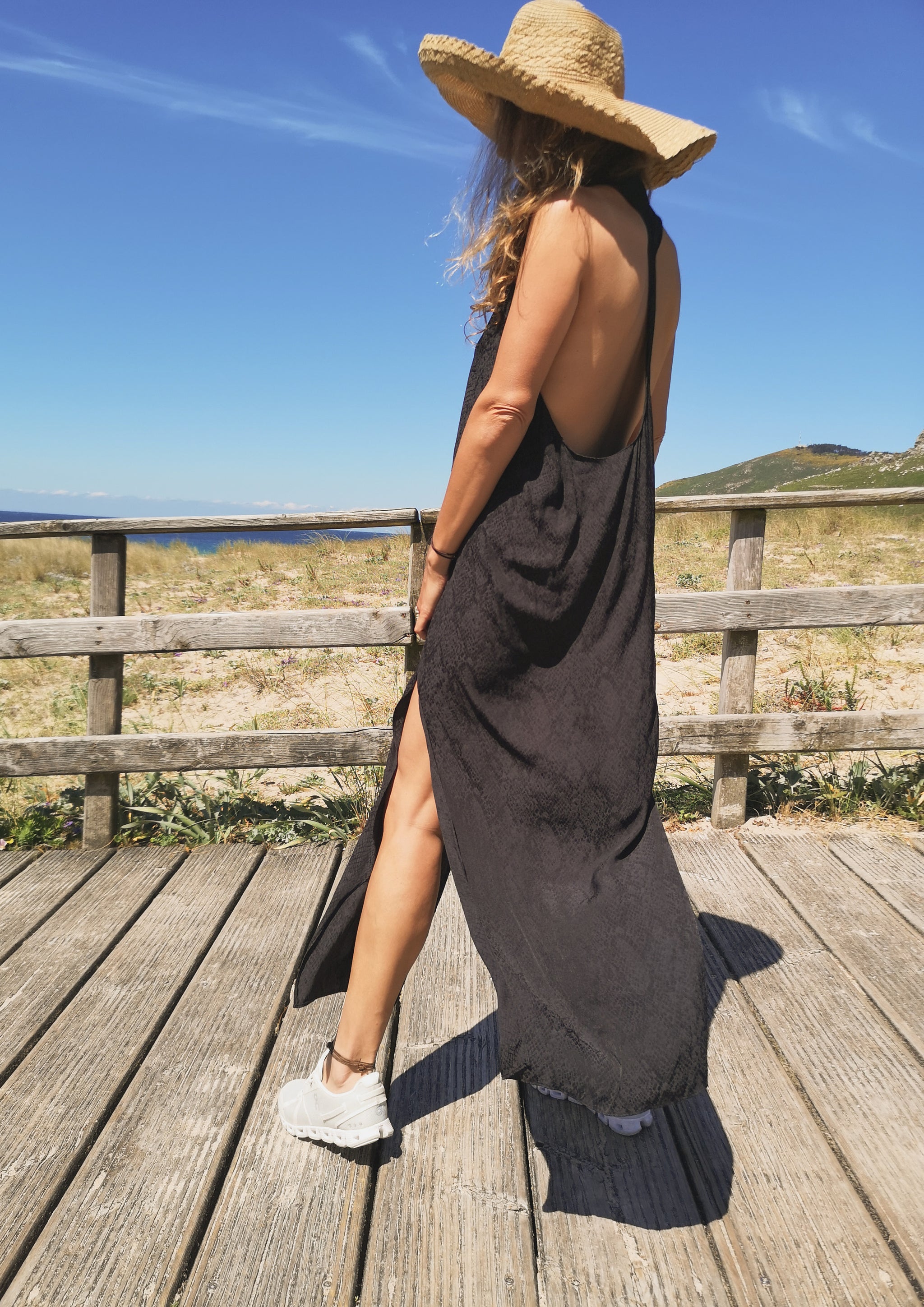 EVENING DRESS - JACQUARD SATIN snake black - BERENIK