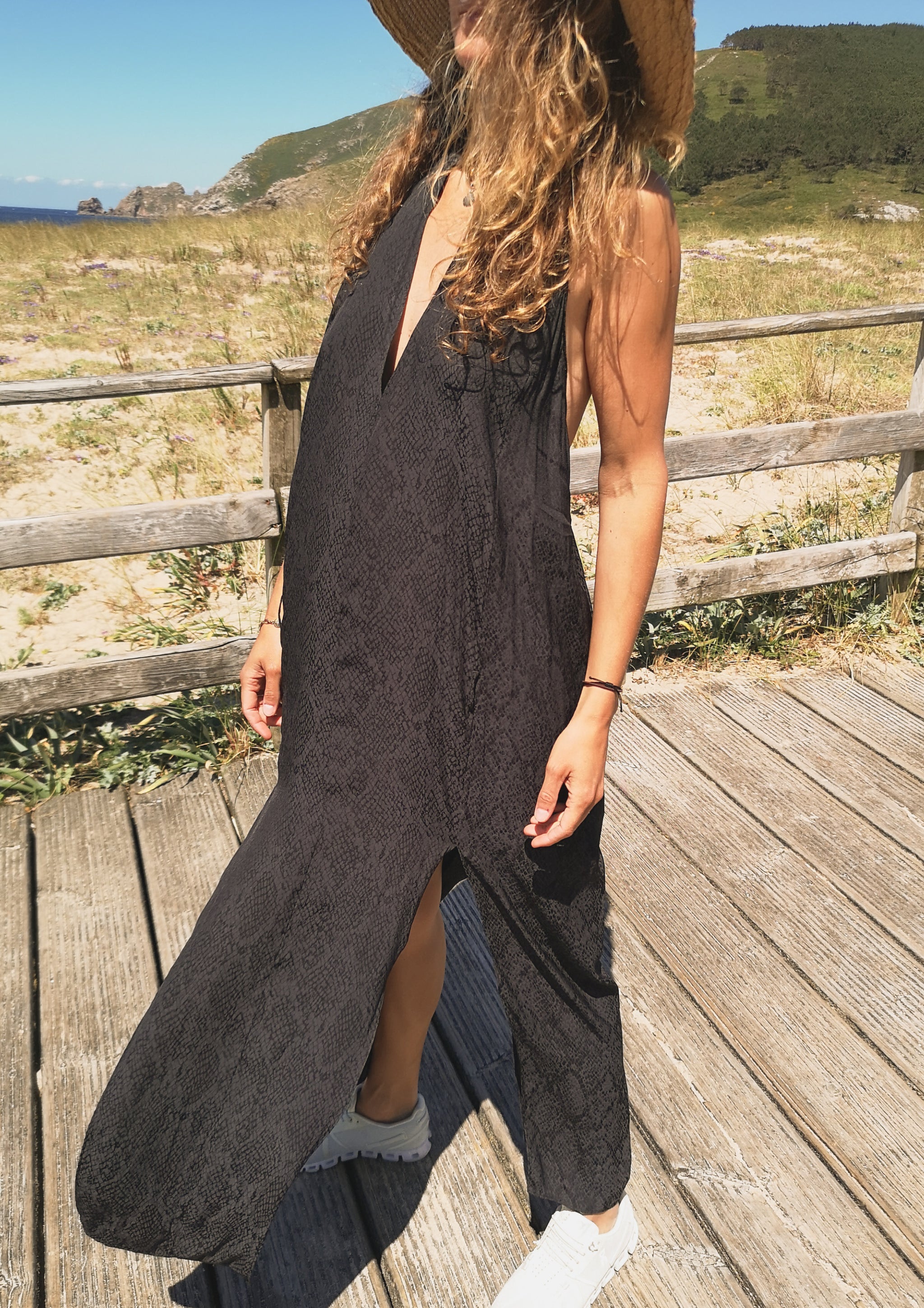 EVENING DRESS - JACQUARD SATIN snake black - BERENIK