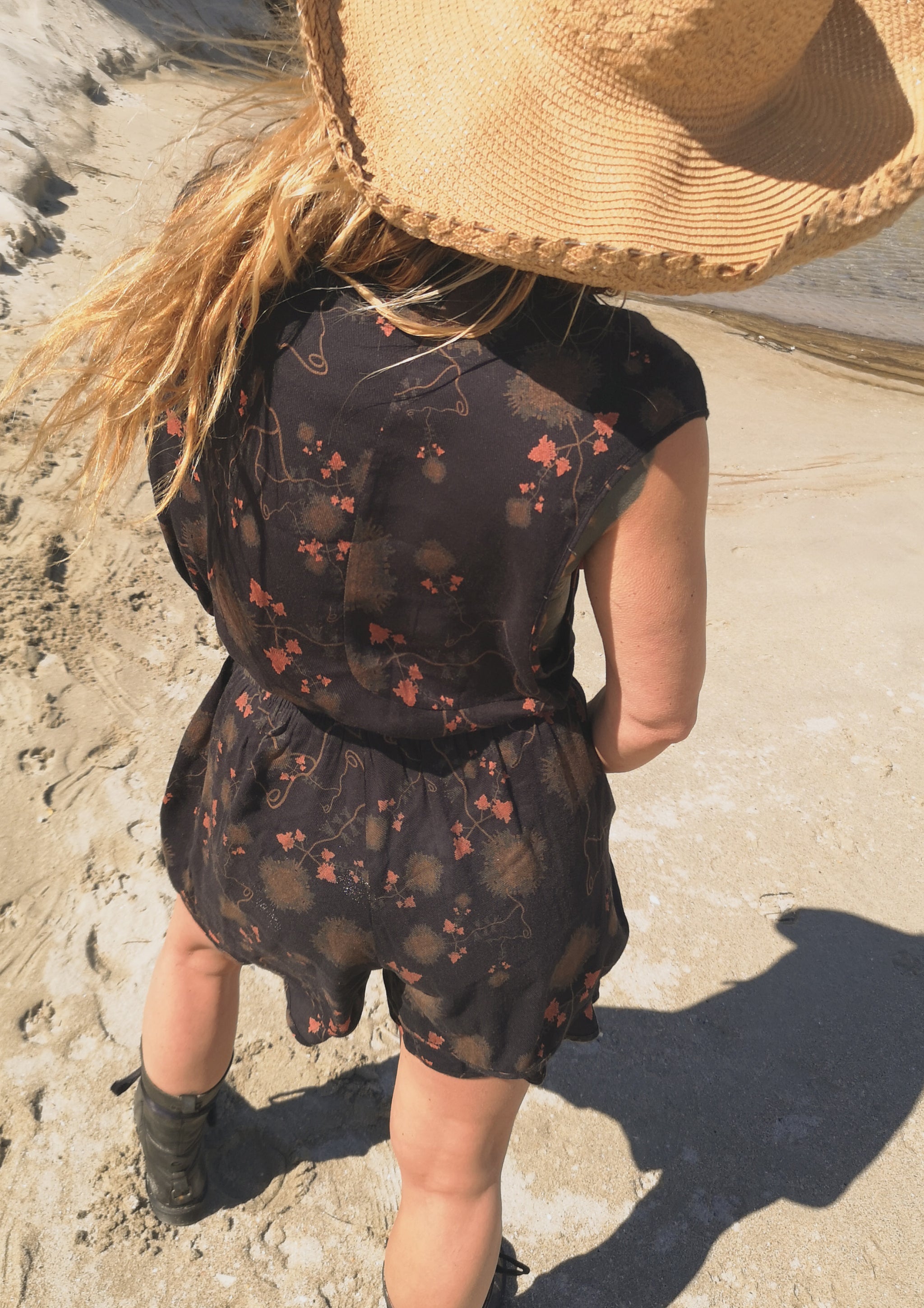 BLOUSE SHORT SLEEVELESS - RAYON print black/rust - BERENIK