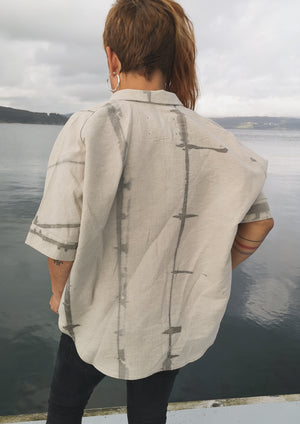 HOMEMADE - UNIQUE BLOUSE UNISEX - HAND PAINTED - white / grey / green - BERENIK