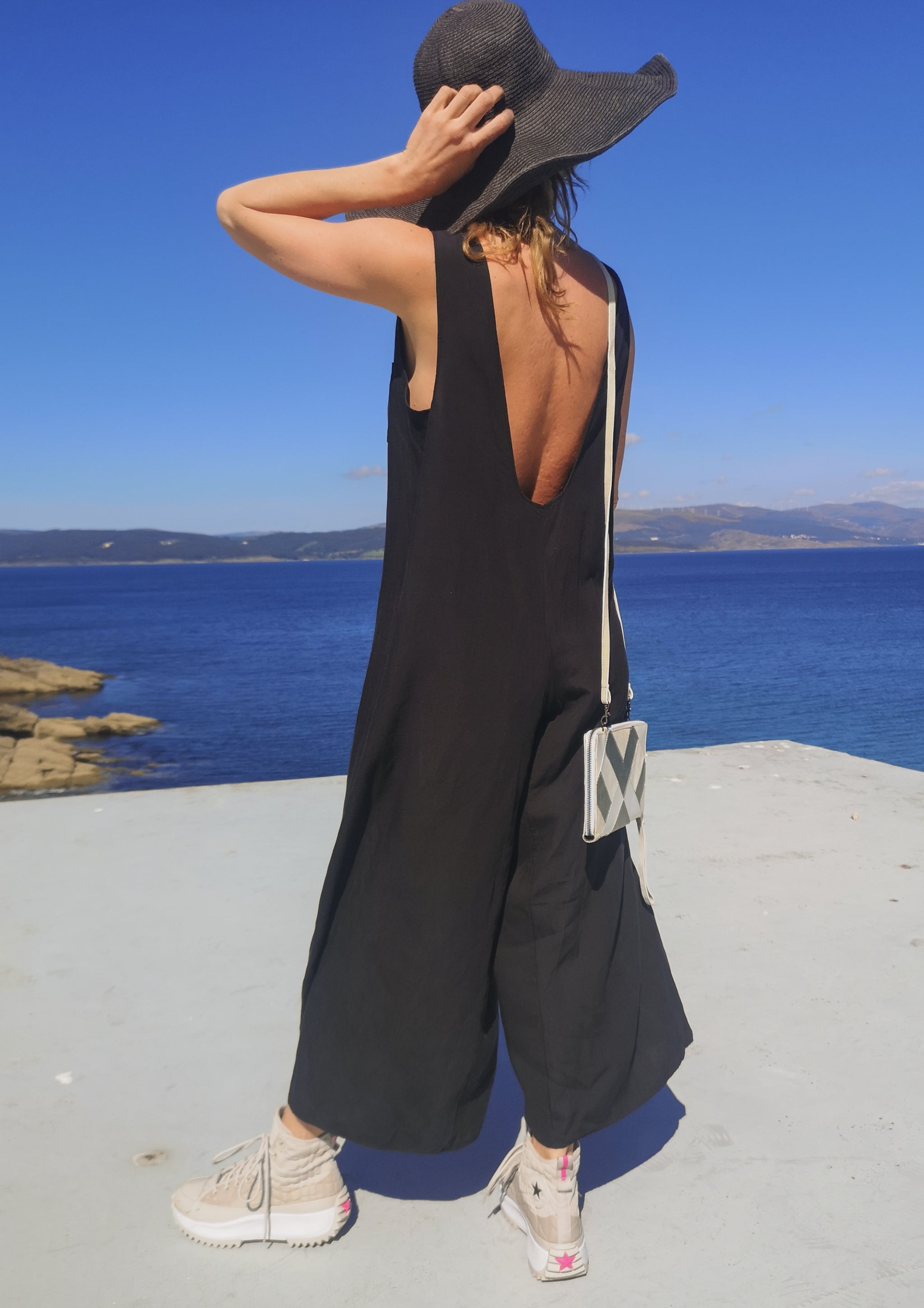 HOMEMADE - JUMPSUIT WIDE - TENCEL - black - BERENIK