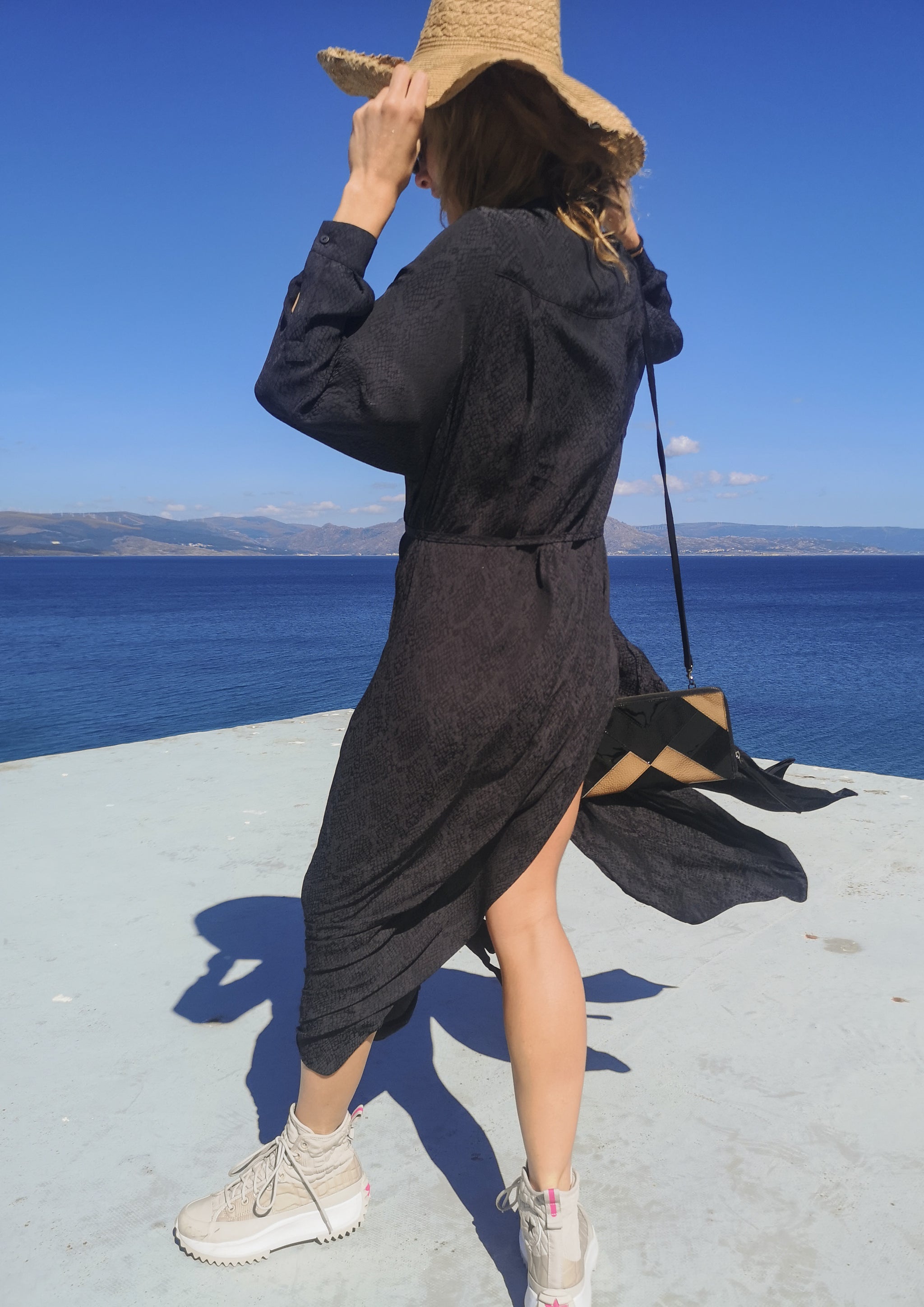DRESS CARDIGAN JACQUARD SATIN black snake BERENIK