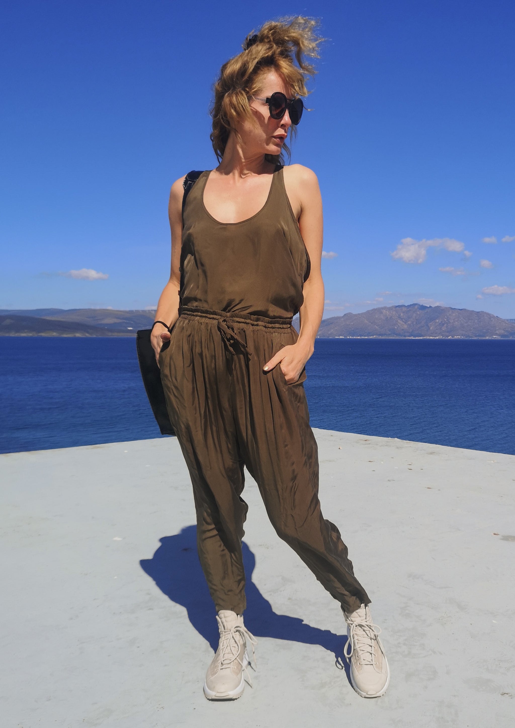 TANK TOP - SILKY CUPRO BIAS khaki - BERENIK