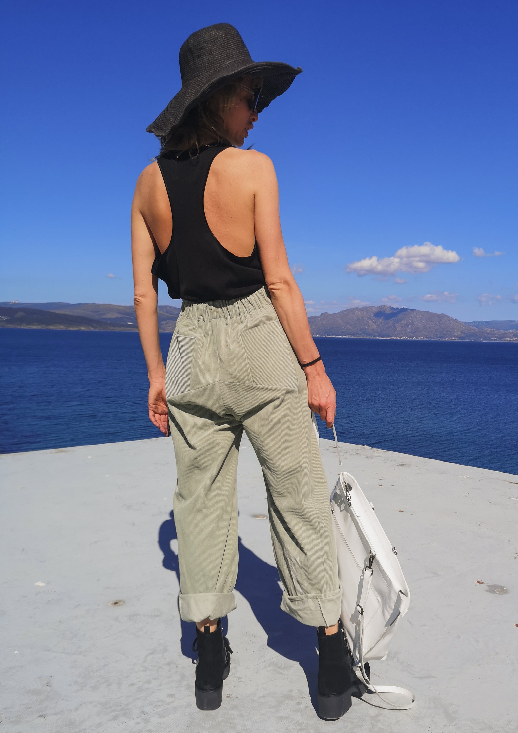 TANK TOP - HEAVY DRAPING black - BERENIK