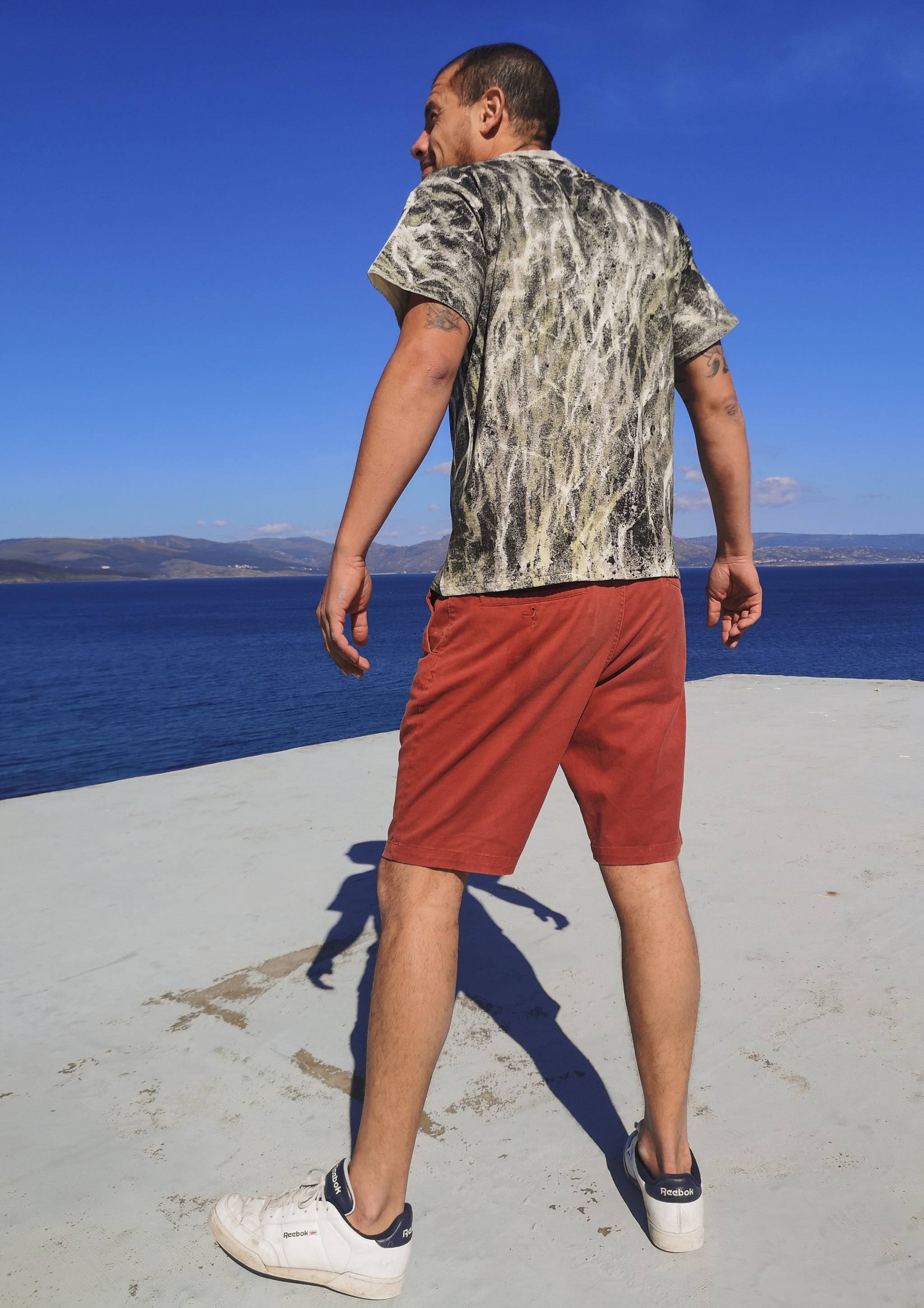 T-SHIRT UNISEX - COTTON JERSEY hand painted black / grey / green - BERENIK