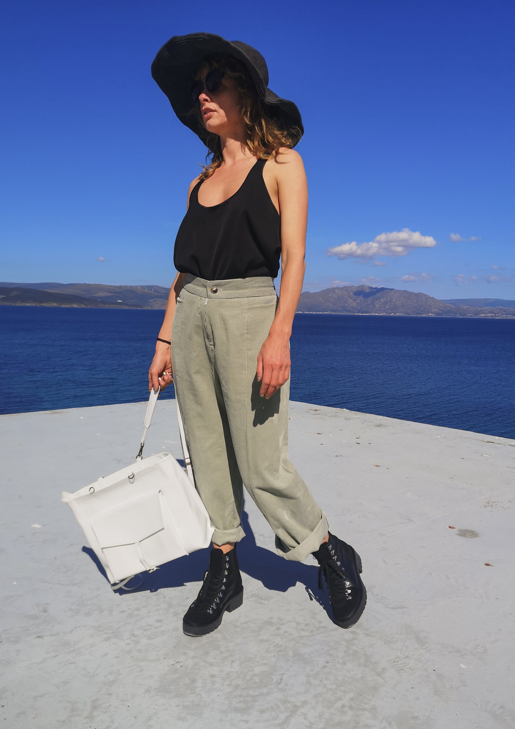 BAG/BACKPACK - PATENT LEATHER white - BERENIK