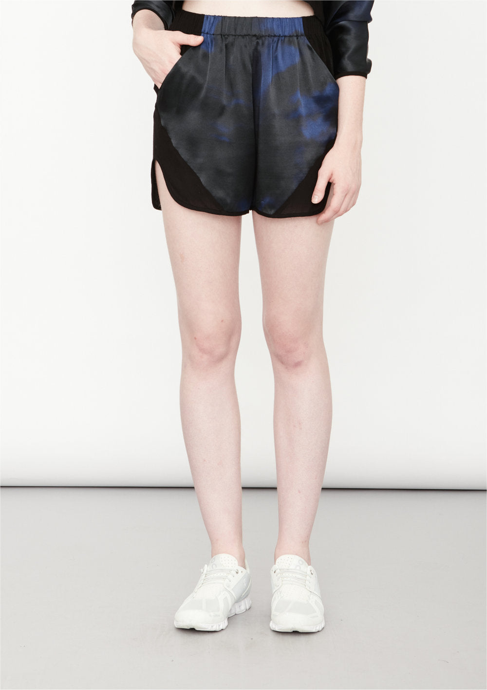 SHORTS - print blue/black - BERENIK