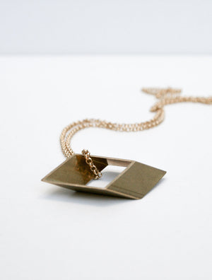 NINA BEE ROHMBUS NECKLACE - BERENIK