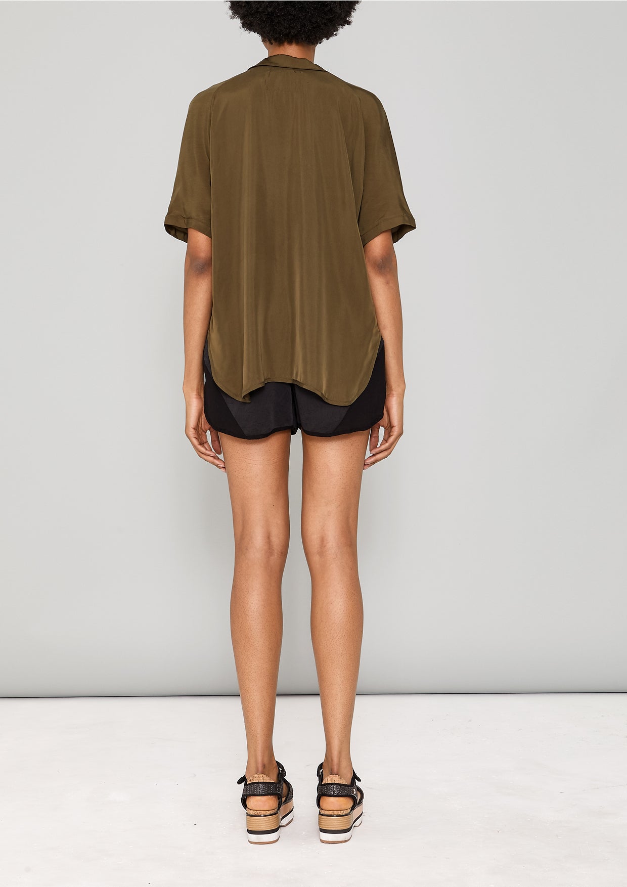 BLOUSE SHORT SLEEVES - SILKY CUPRO khaki - BERENIK