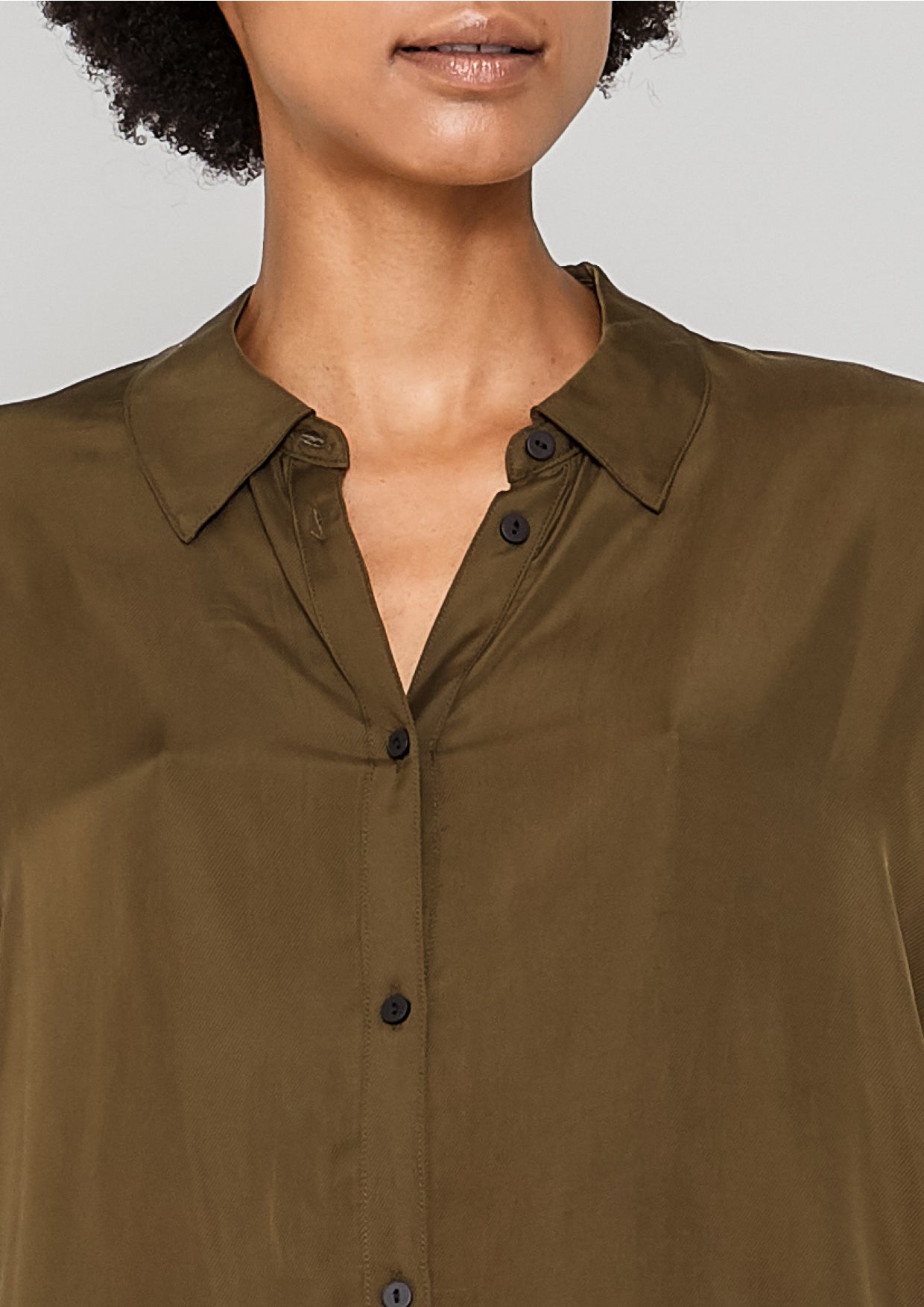 BLOUSE SHORT SLEEVES - SILKY CUPRO khaki - BERENIK