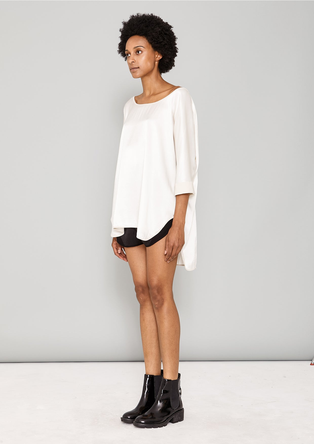 TOP OVERSIZE - SILKY RAYON SATIN white - BERENIK
