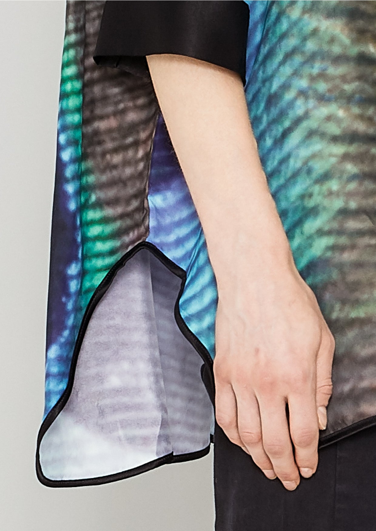 TOP OVERSIZE - SILKY CUPRO printed peacock - BERENIK