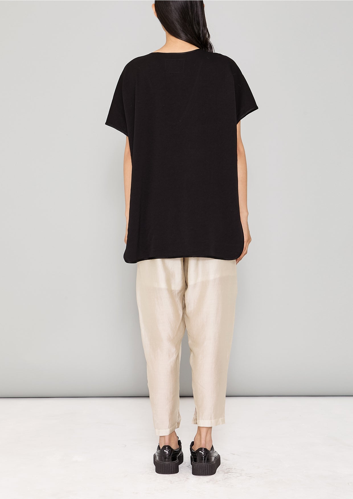 SHIRT SLEEVELESS V-COLLAR - HEAVY DRAPING black - BERENIK