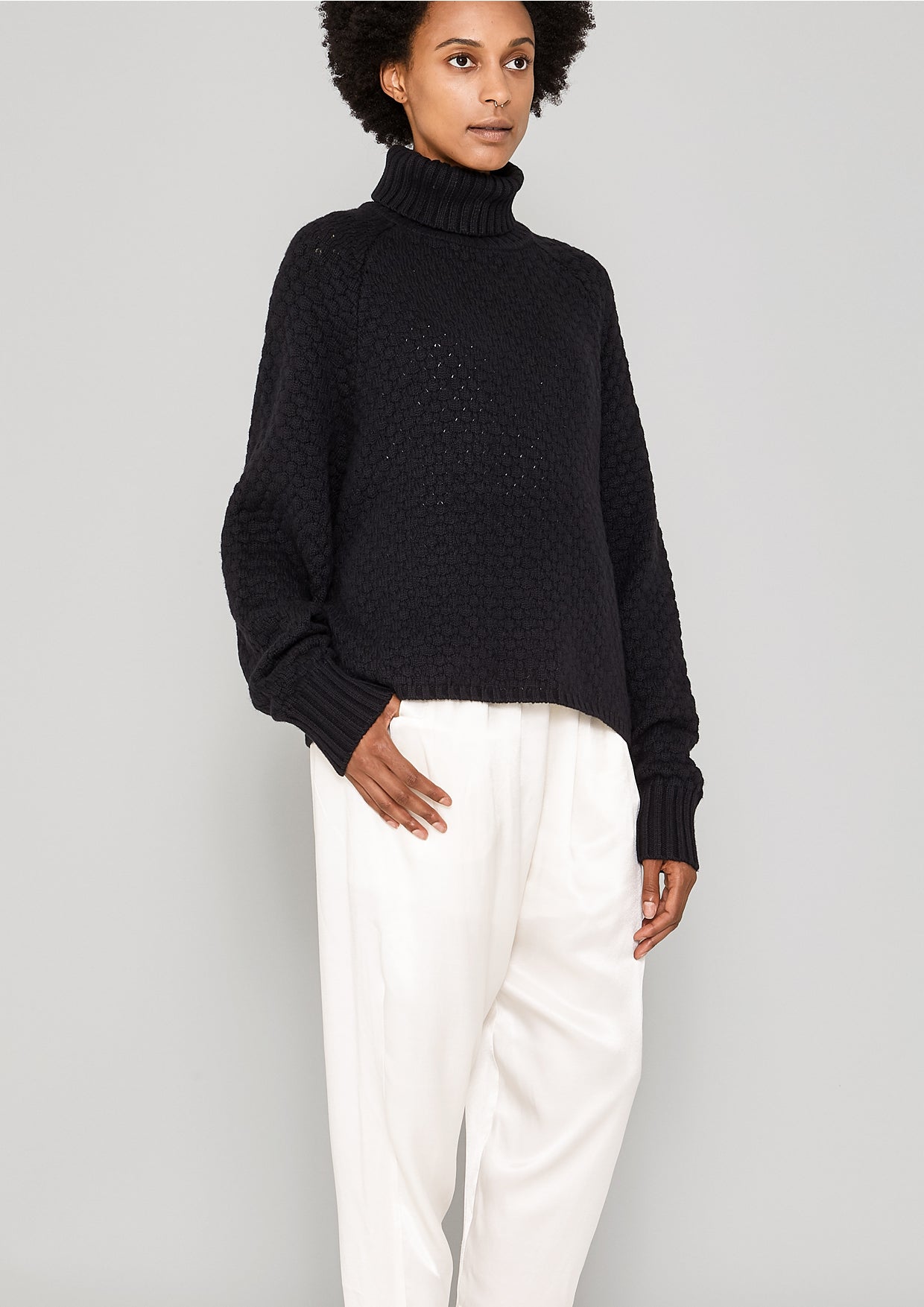 SWEATER TURTLENECK - KNIT PEARL black - BERENIK