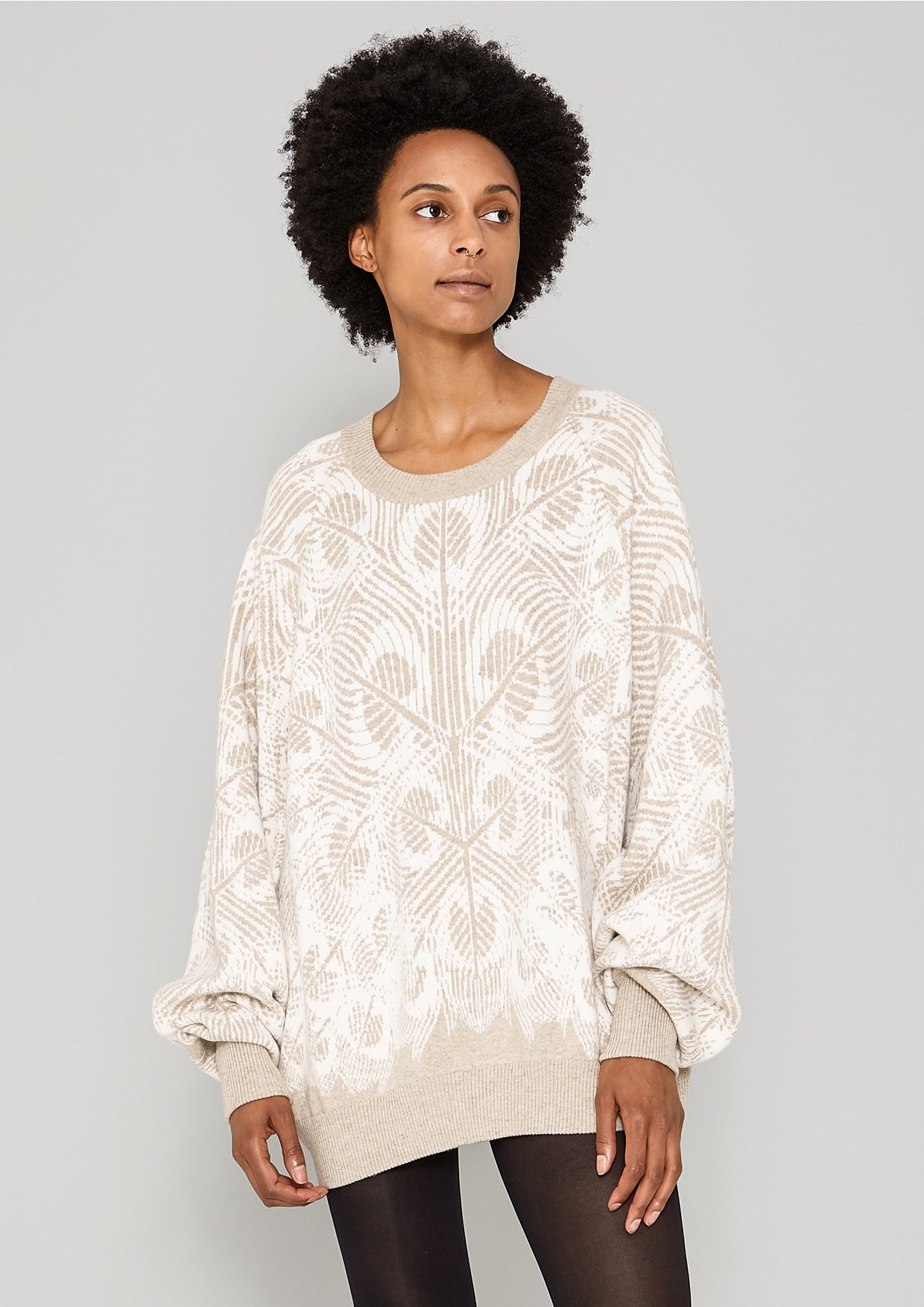 SWEATER OVERSIZED KNIT PEACOCK beige BERENIK