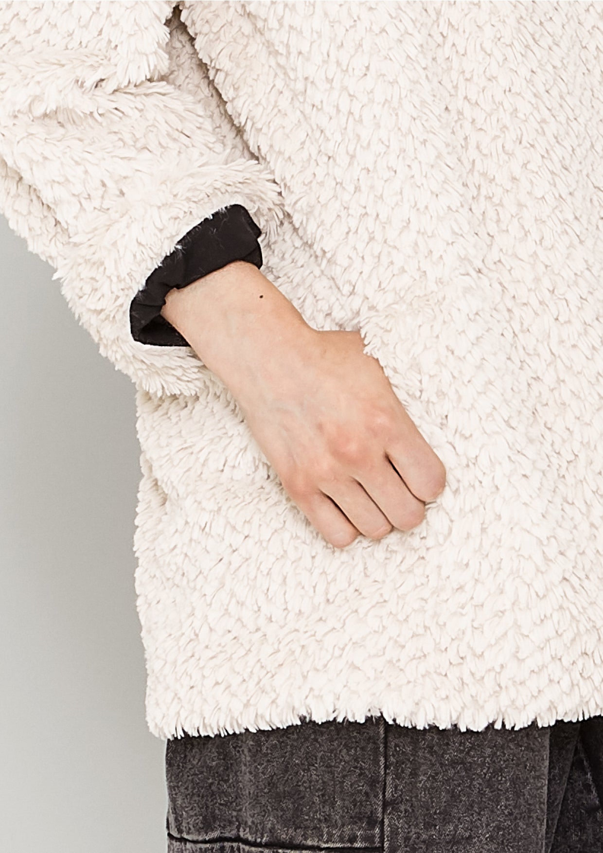 CARDIGAN - FAUX RHOMB FUR ivory - BERENIK