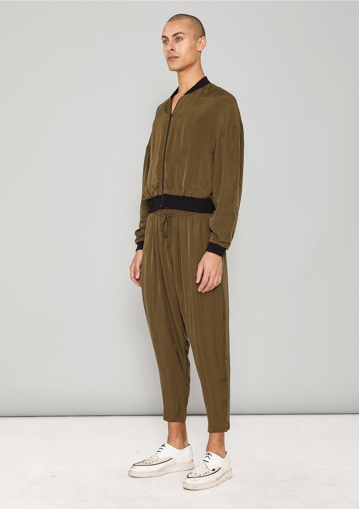 BOMBER JACKET - SILKY CUPRO khaki - BERENIK