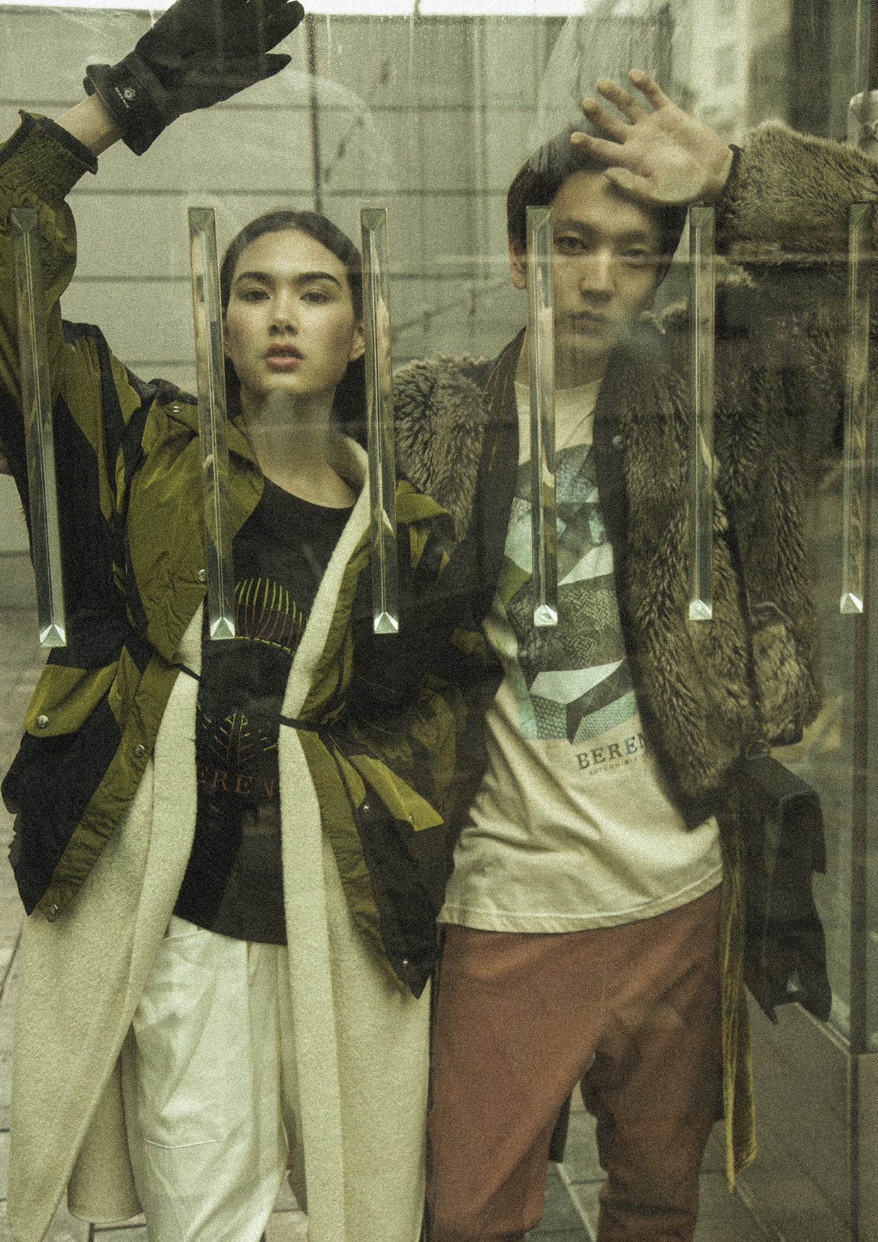 SKI JACKET - LIGHT WEIGHT WATER REPELLENT patchwork black/gold - BERENIK