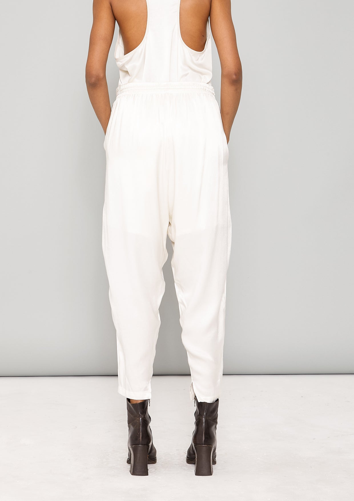 PANTS LOOSE ELASTIC - SILKY RAYON SATIN white - BERENIK