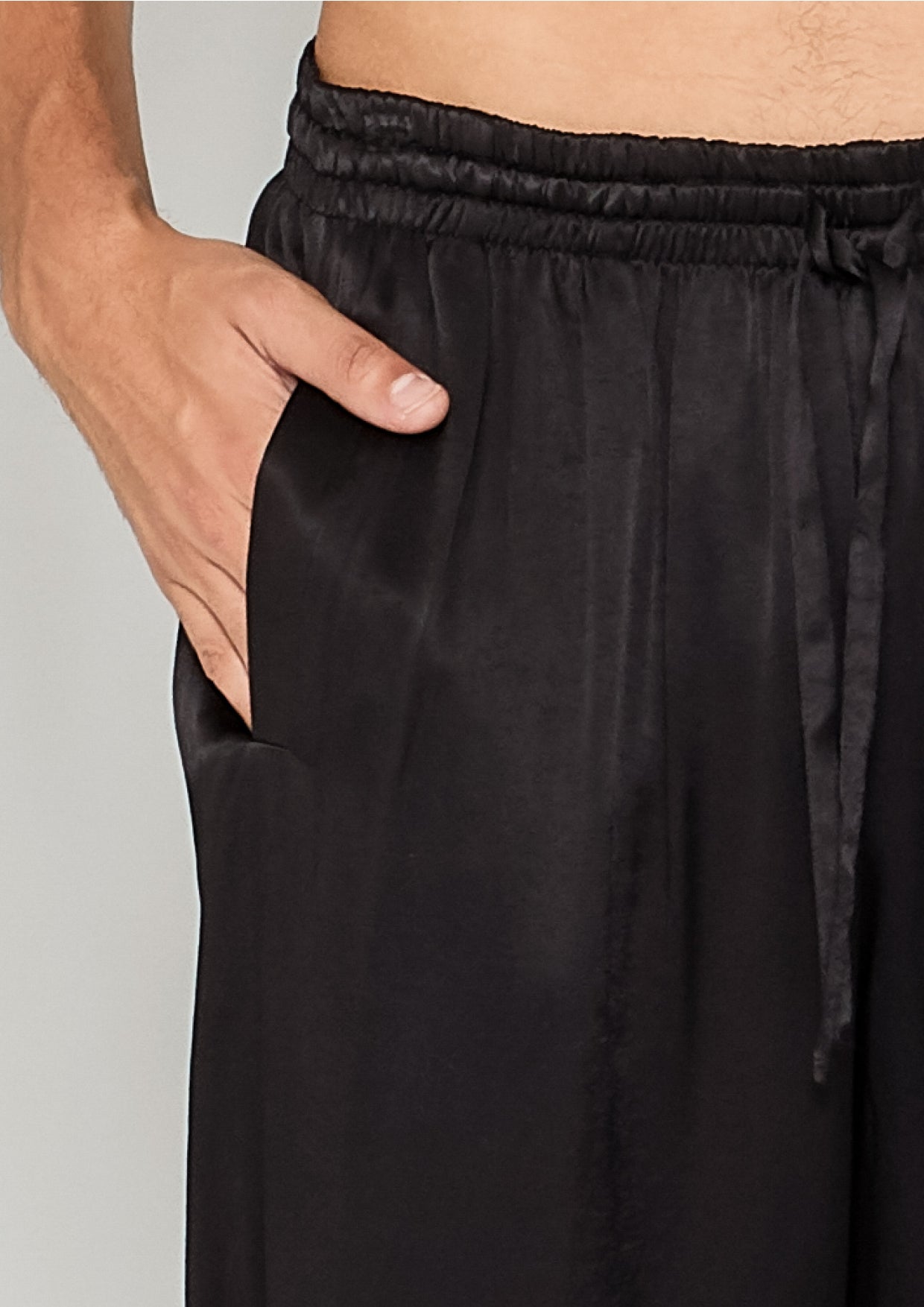 PANTS LOOSE ELASTIC - SILKY RAYON SATIN black - BERENIK