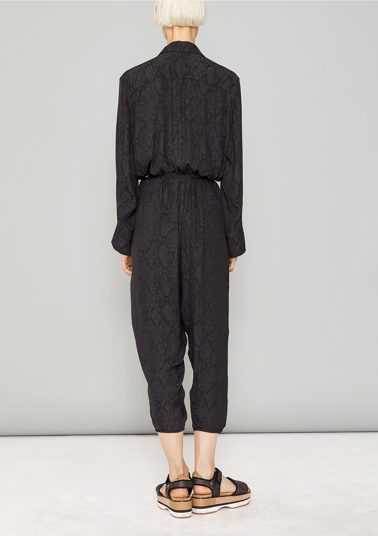 JUMPSUIT REVERS LONG - JACQUARD SATIN black snake - BERENIK